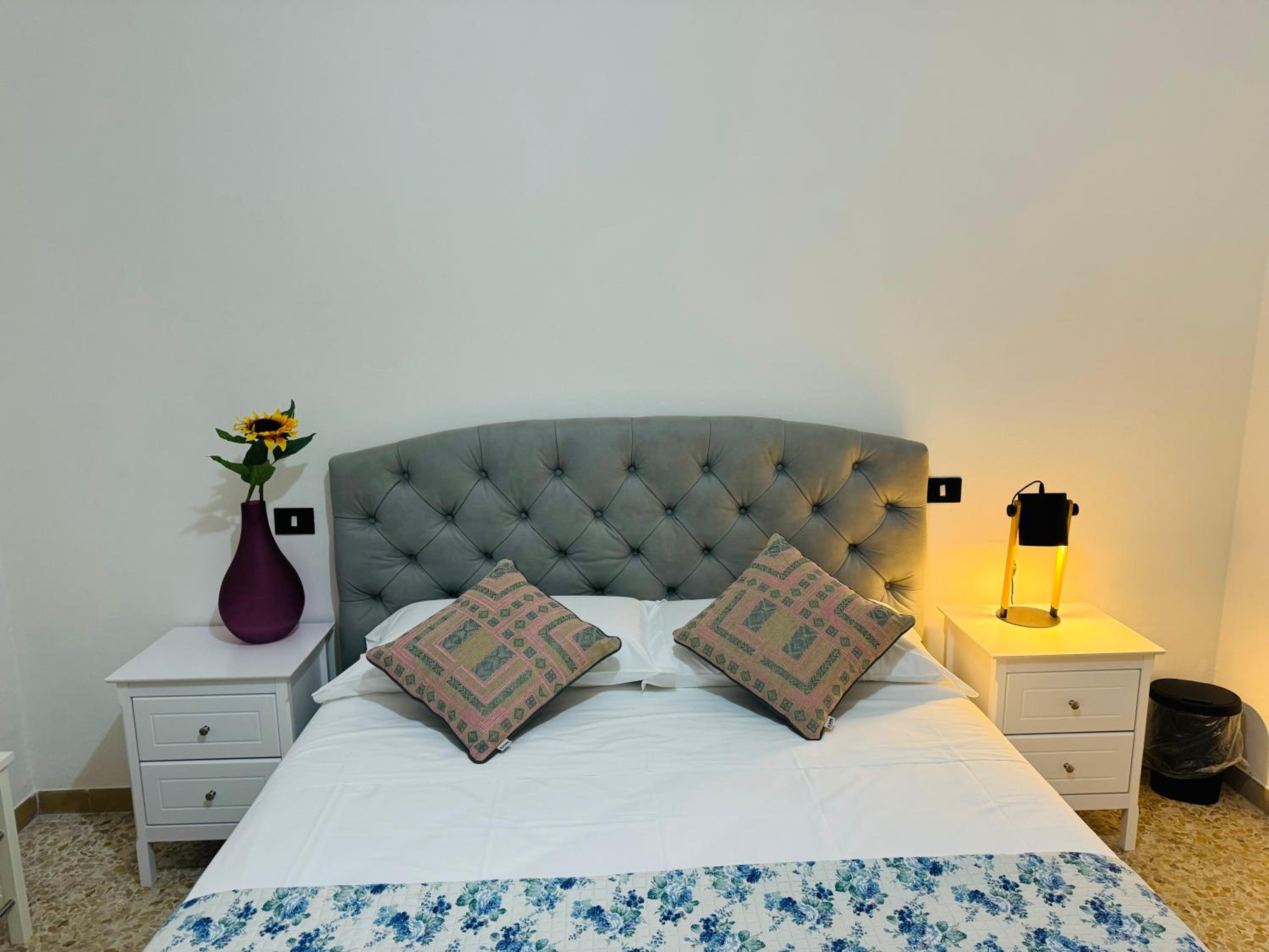 Double Room With Shared Bathroom photo 2