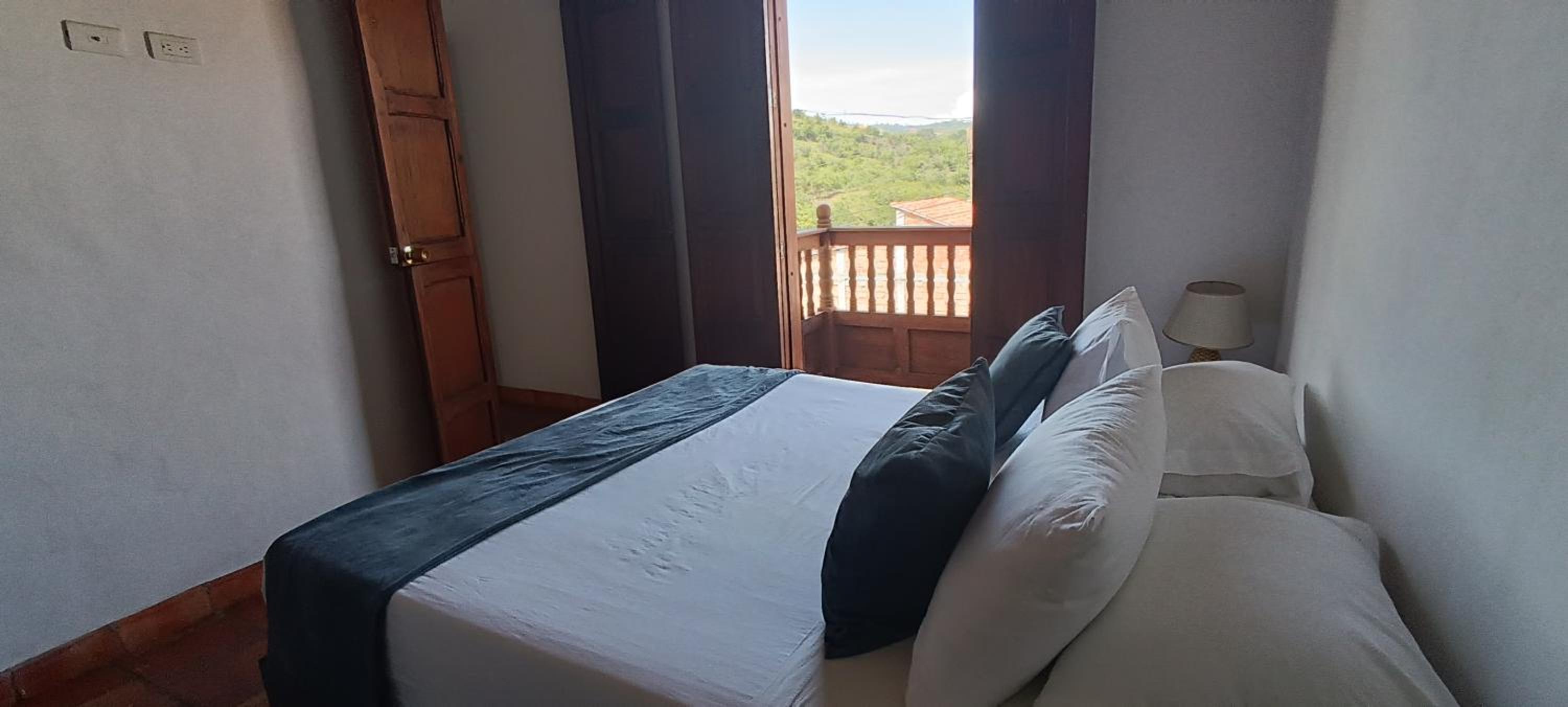 Double Room with Balcony photo 2