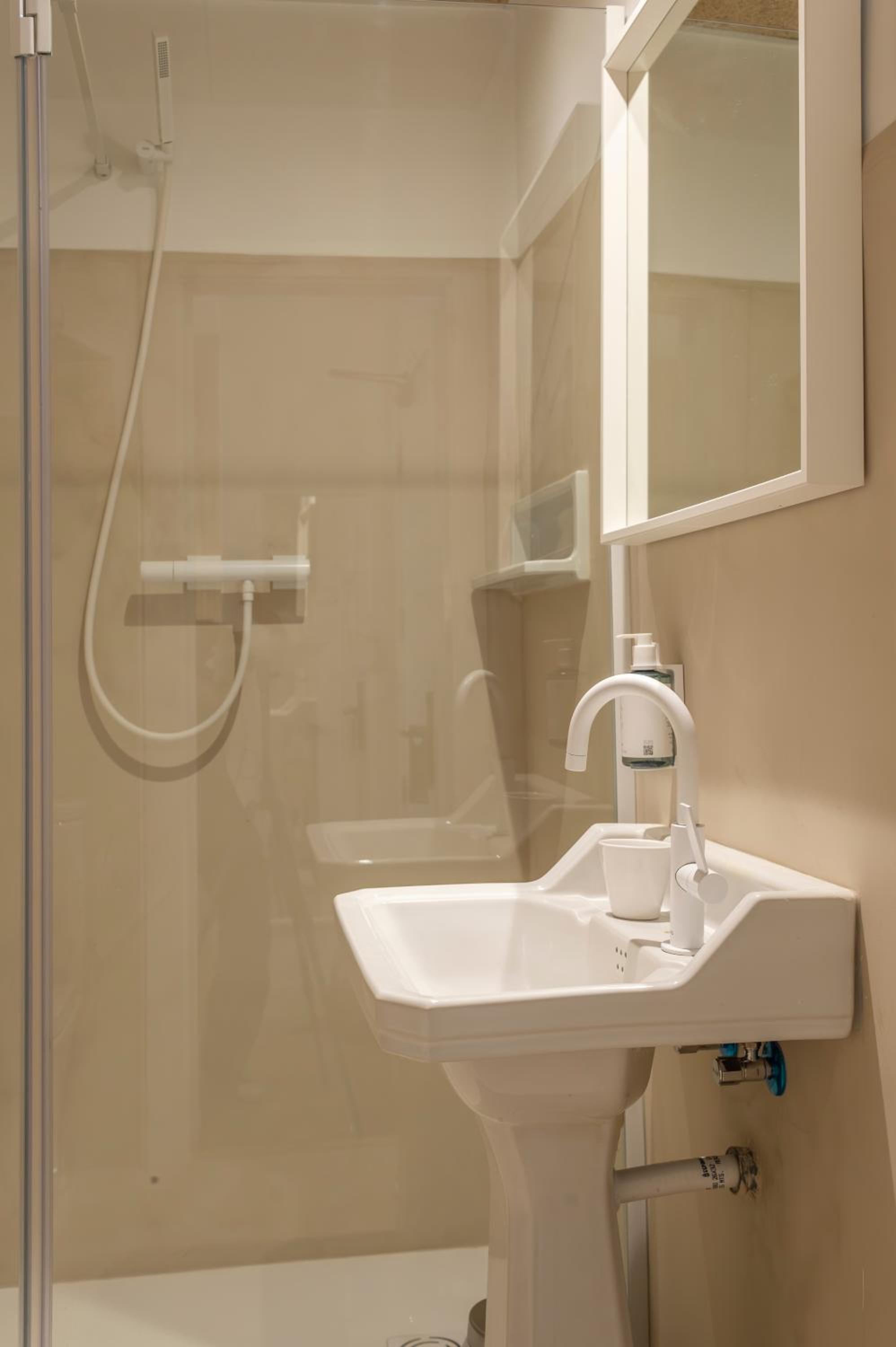 Superior Room with Balcony photo 2