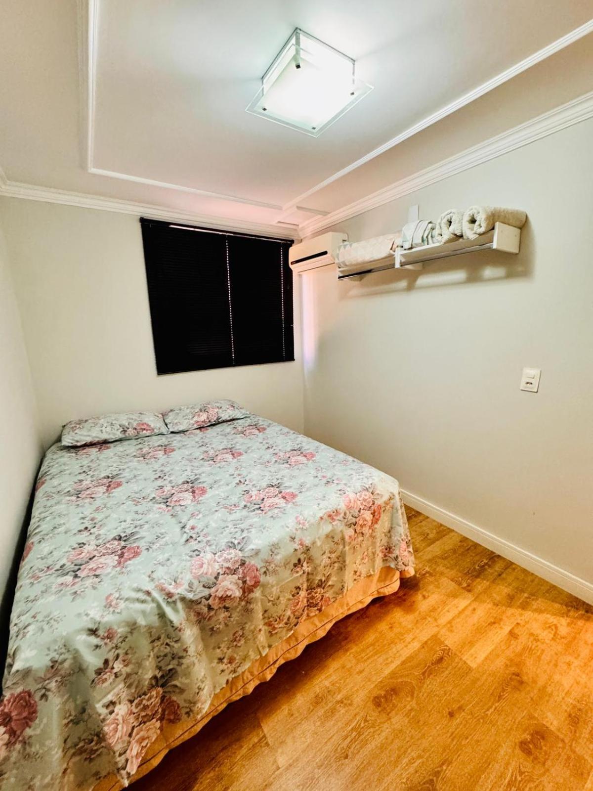 Three-Bedroom Apartment photo 2