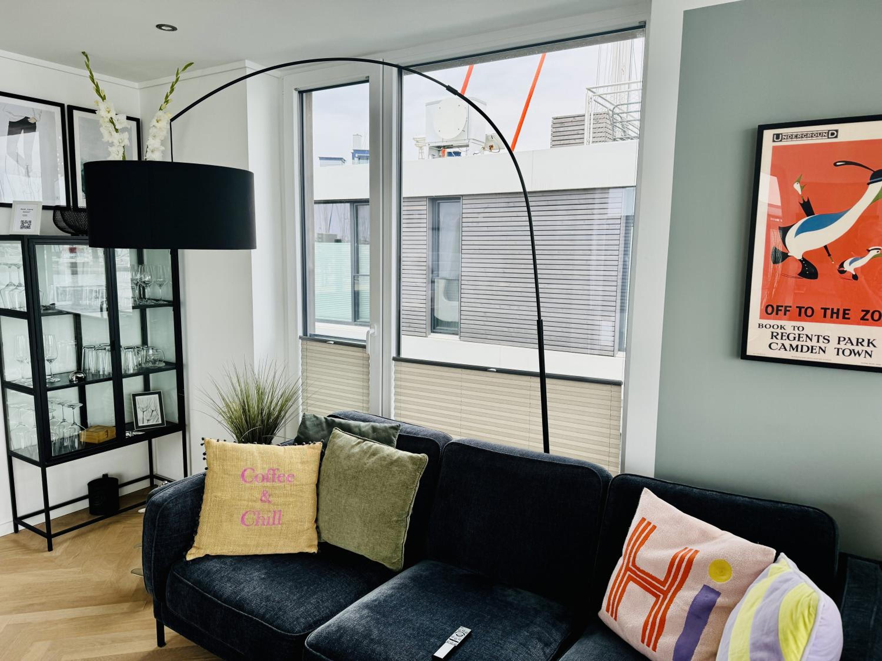 One-Bedroom House - Photo 31