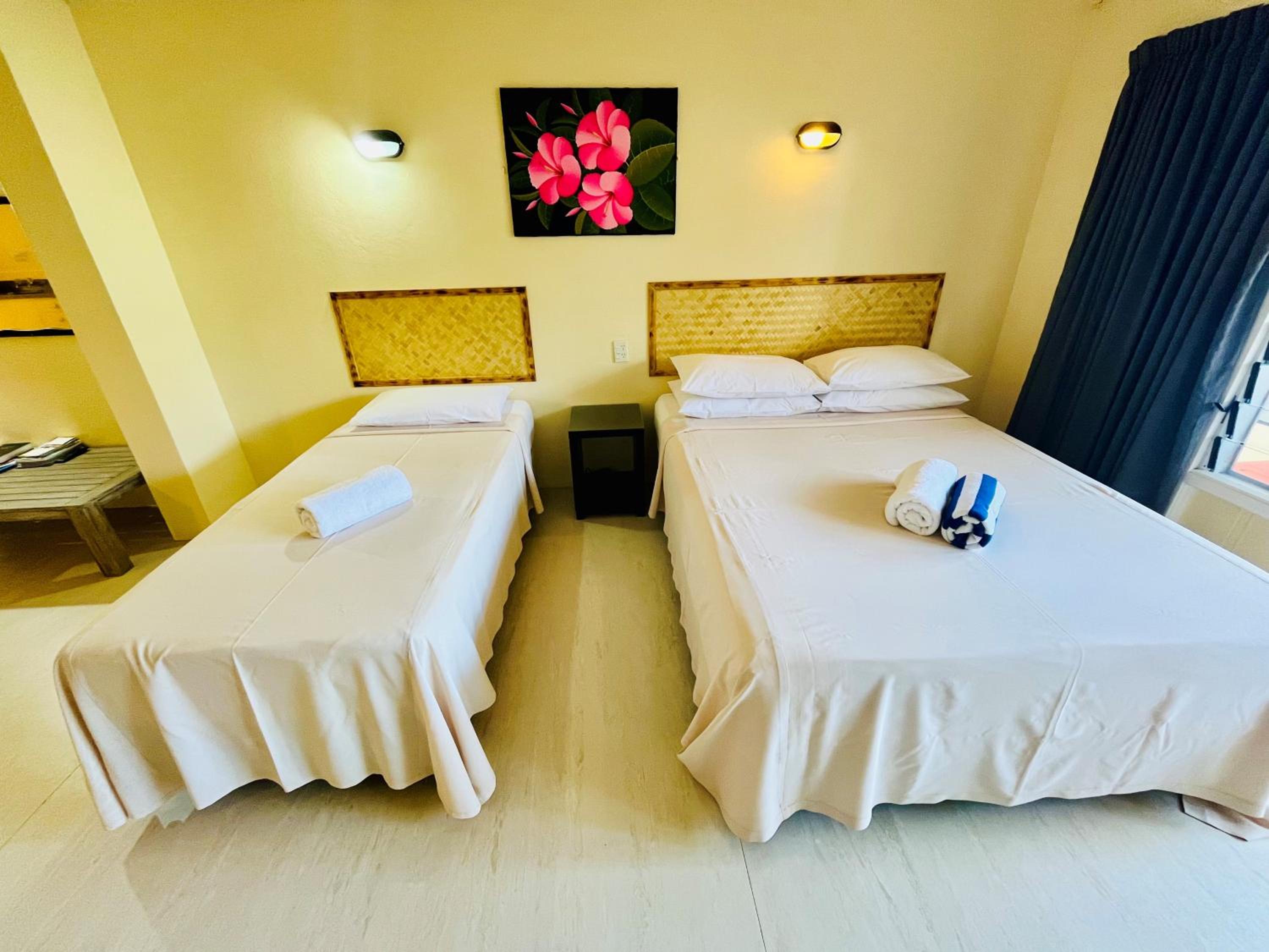 Double Room with Pool View photo 3