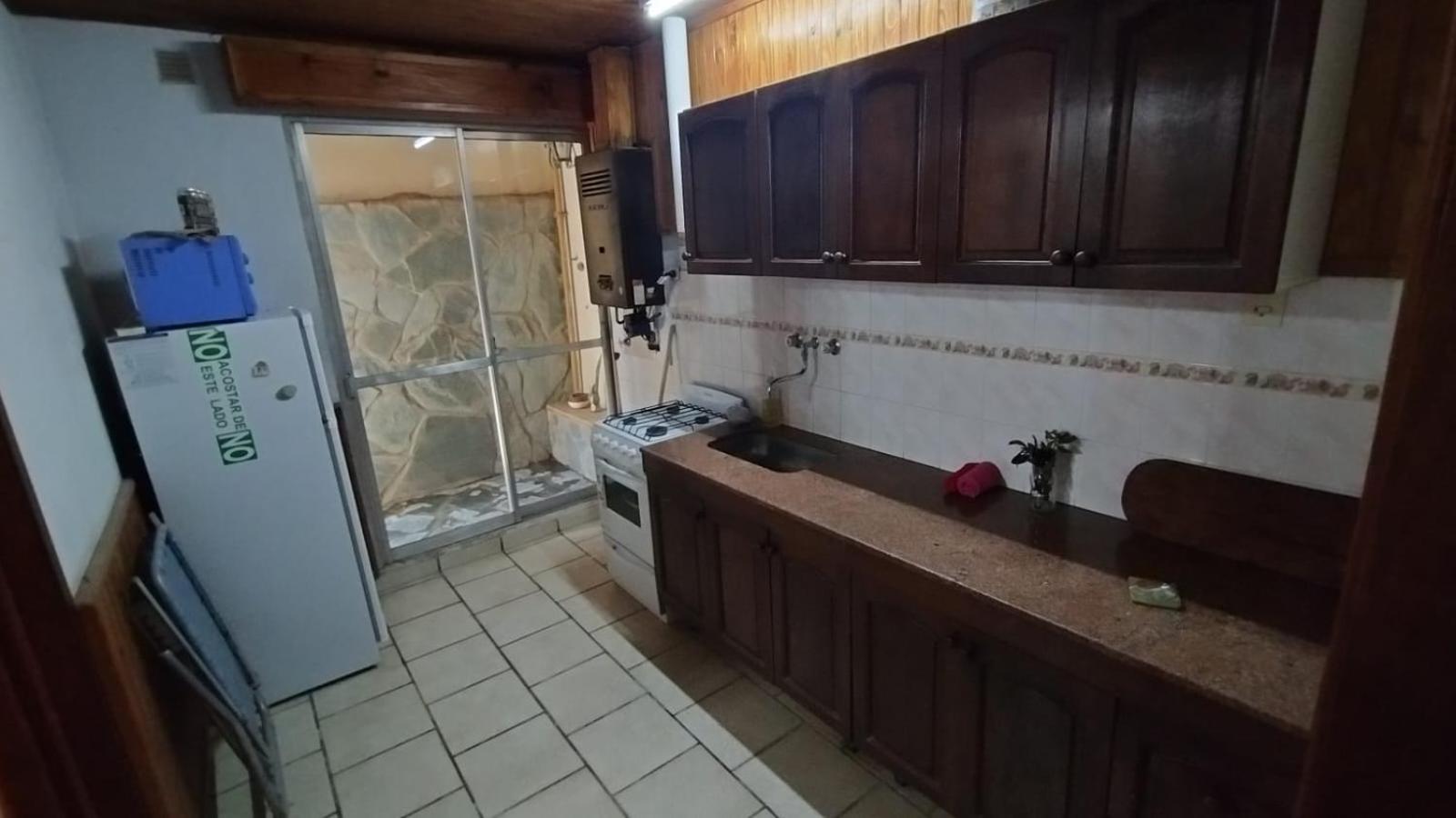 One-Bedroom House photo 2