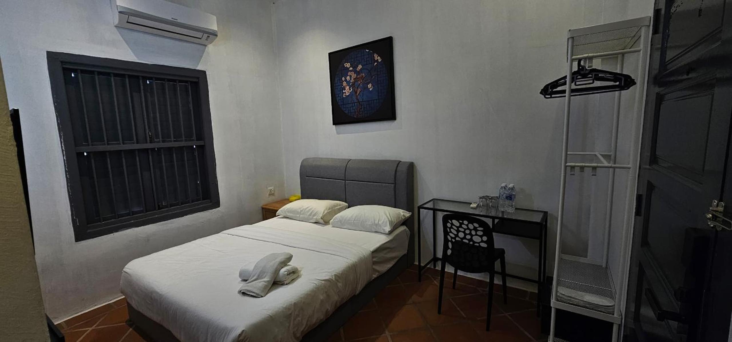 Standard Quadruple Room - Photo 6