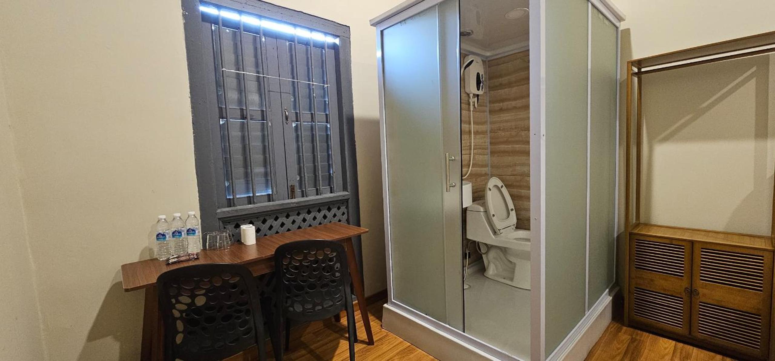 Economy Triple Room - Photo 3