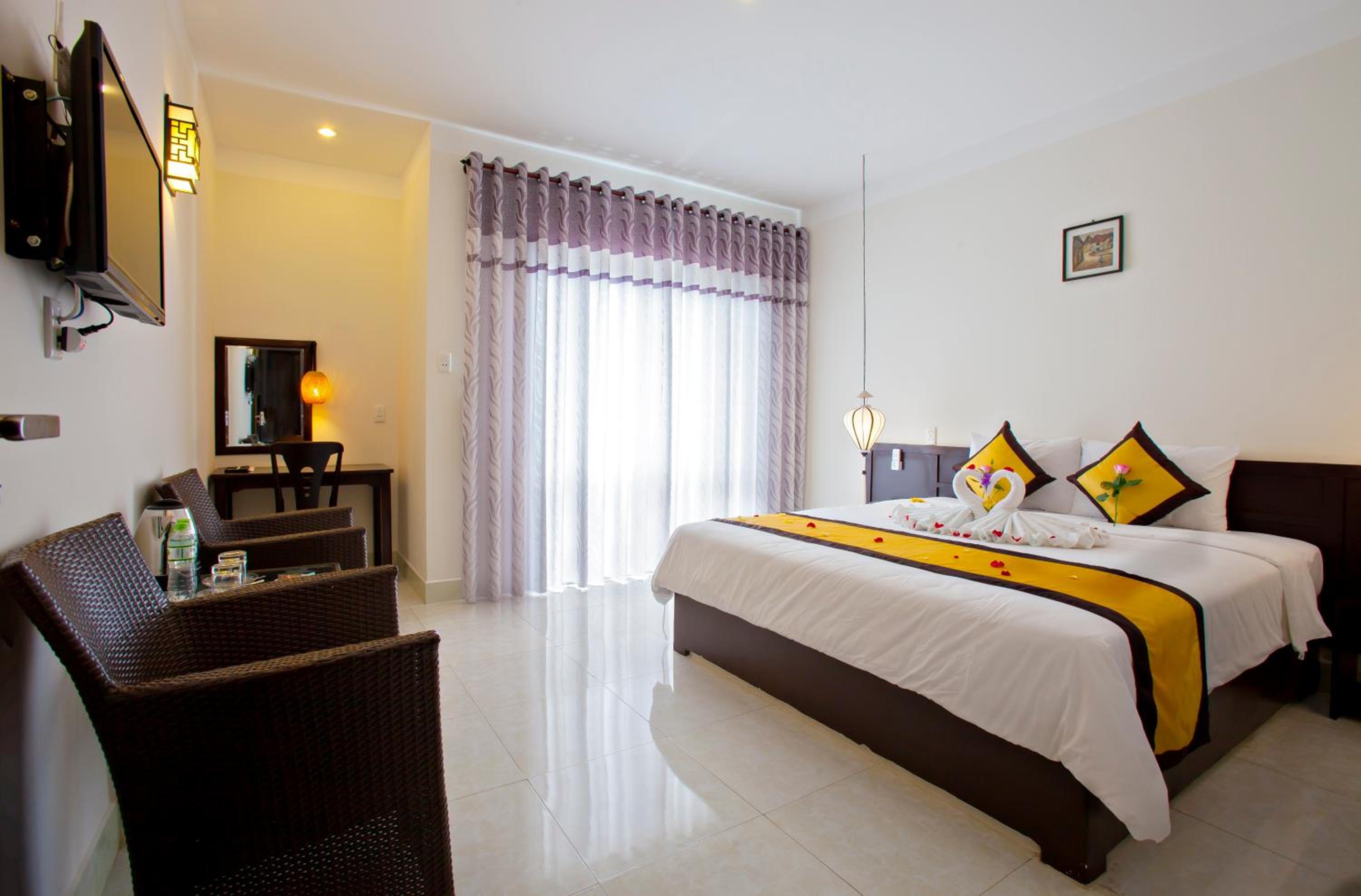 Deluxe Double Room With Garden or Pool View photo 2