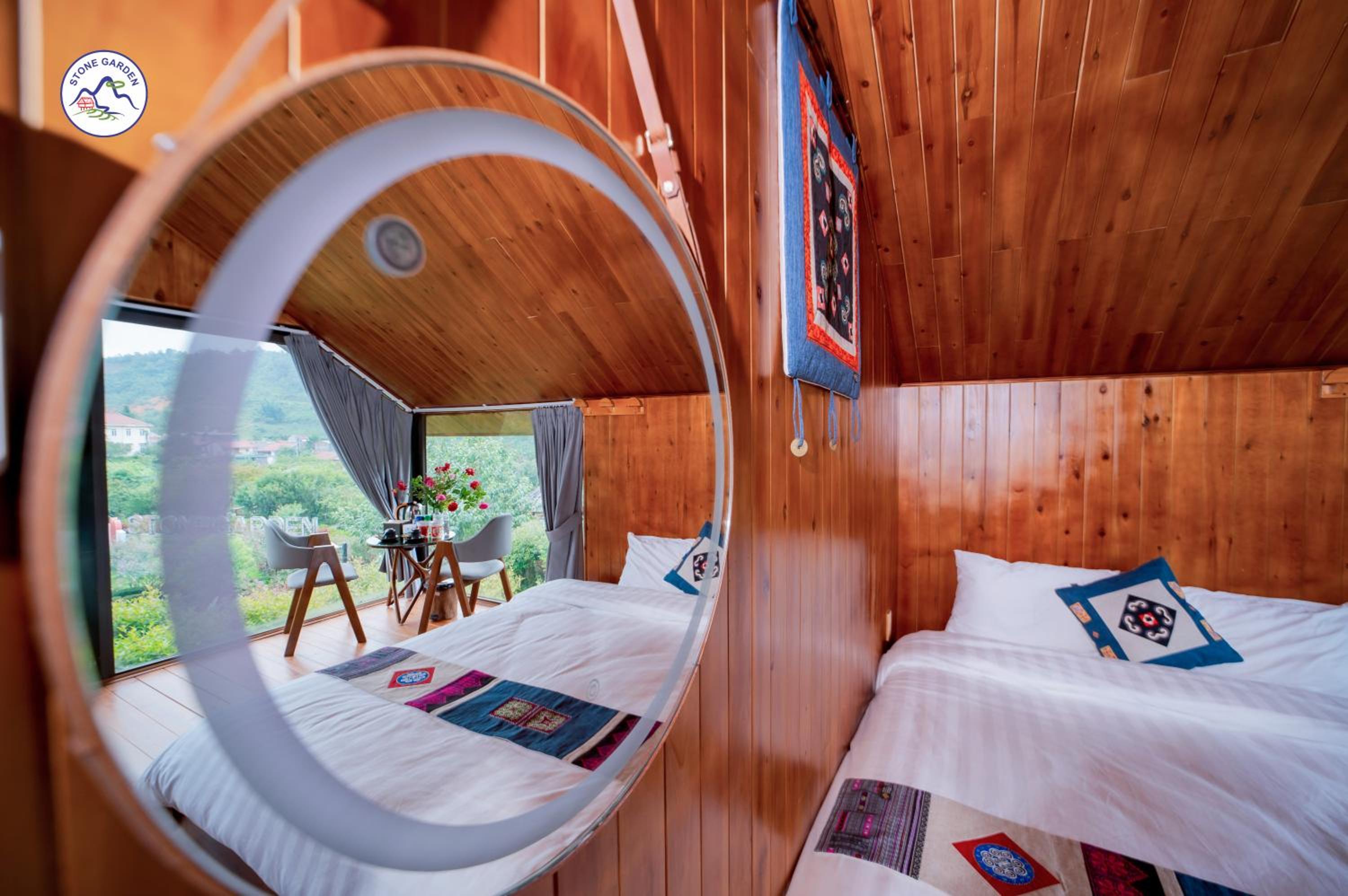 Large Twin Room photo 2
