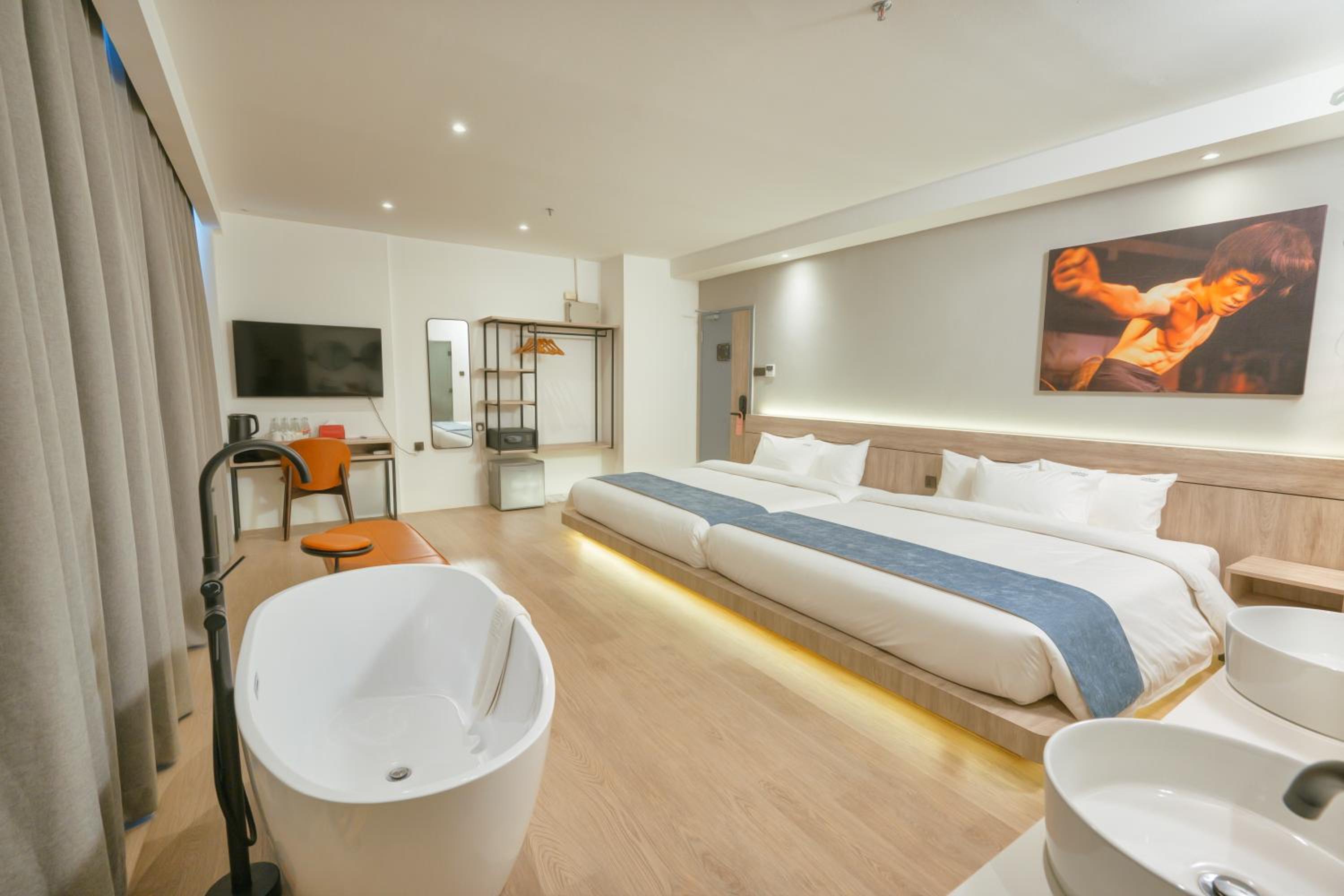 Family Suite - Photo 3