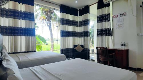 Quadruple Room with Balcony photo 1