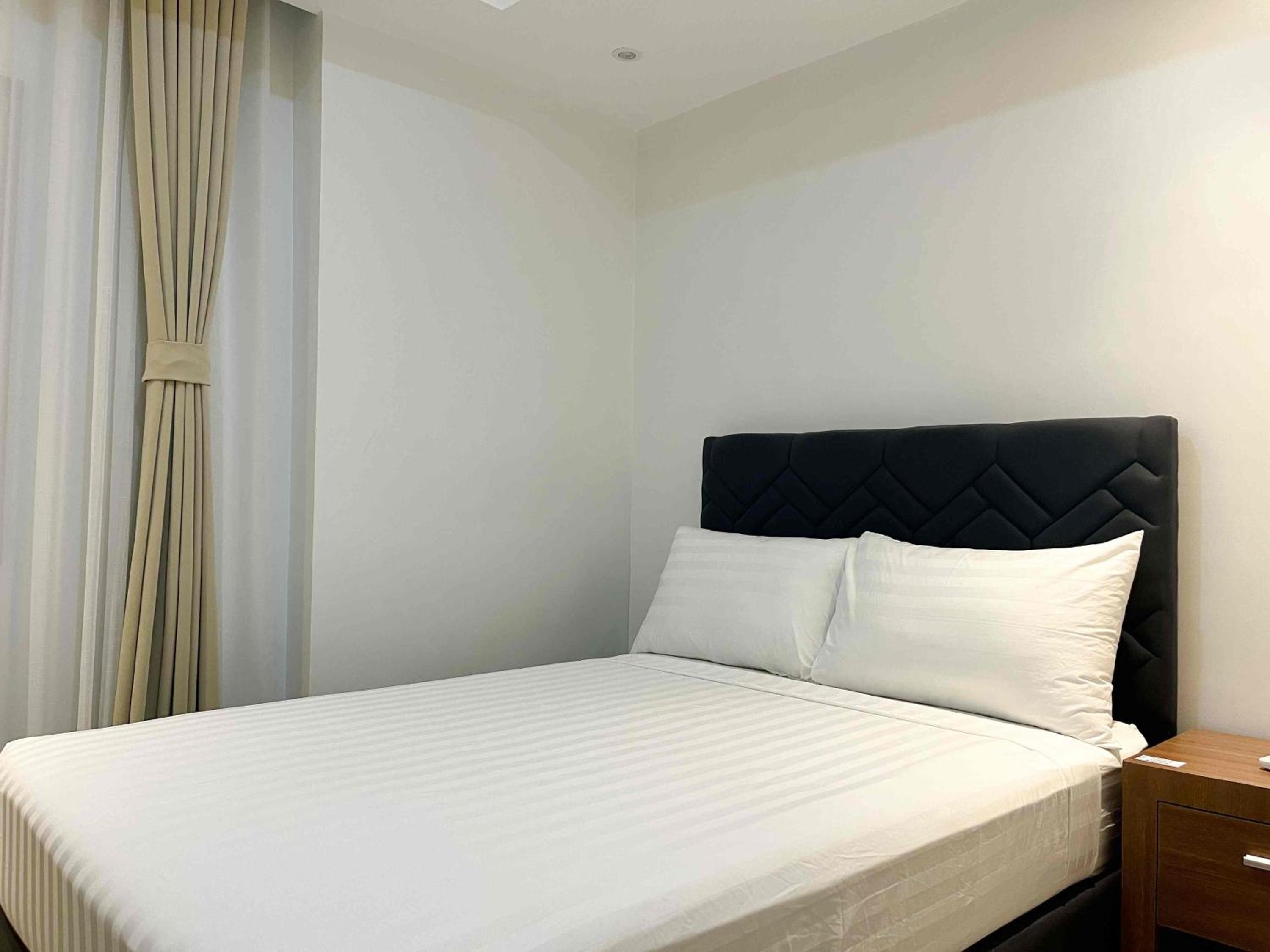 Deluxe Double Room with Bath