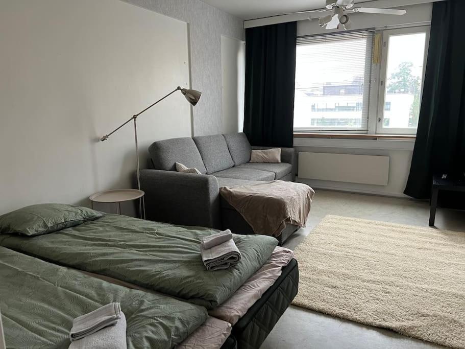 One-Bedroom Apartment photo 2
