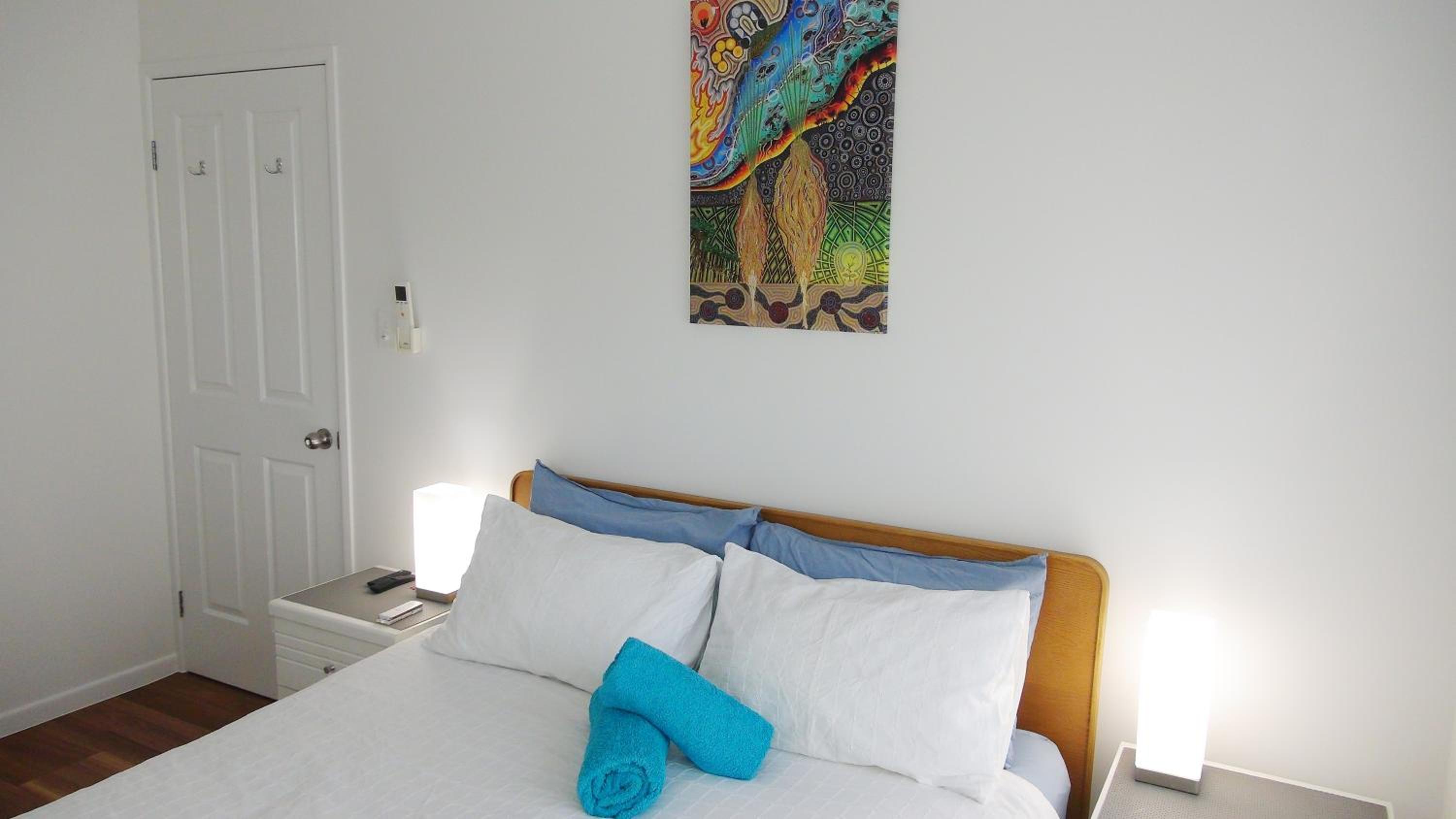 Queen Room with Pool View photo 1