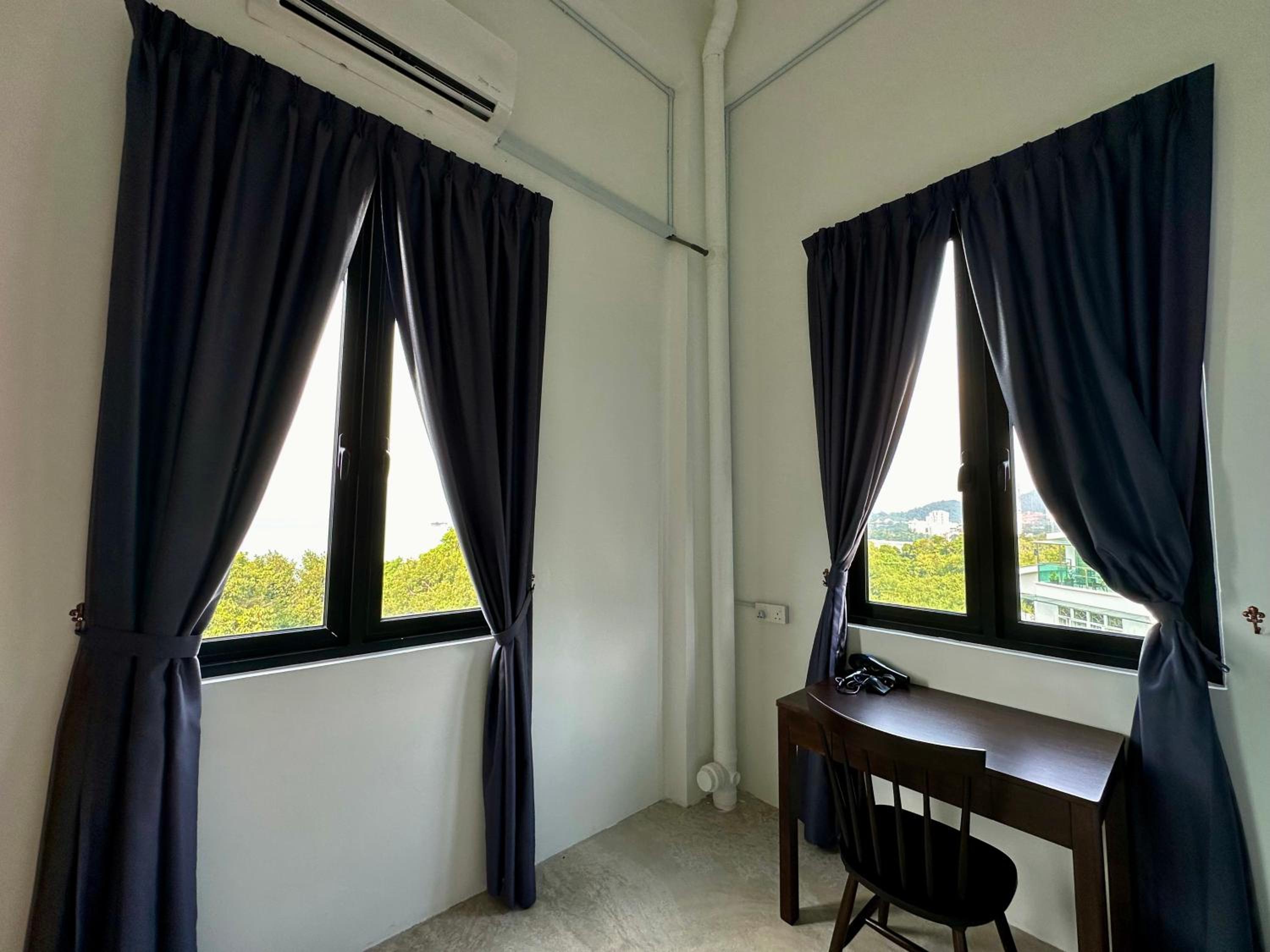 Family Room with Sea View - Photo 6