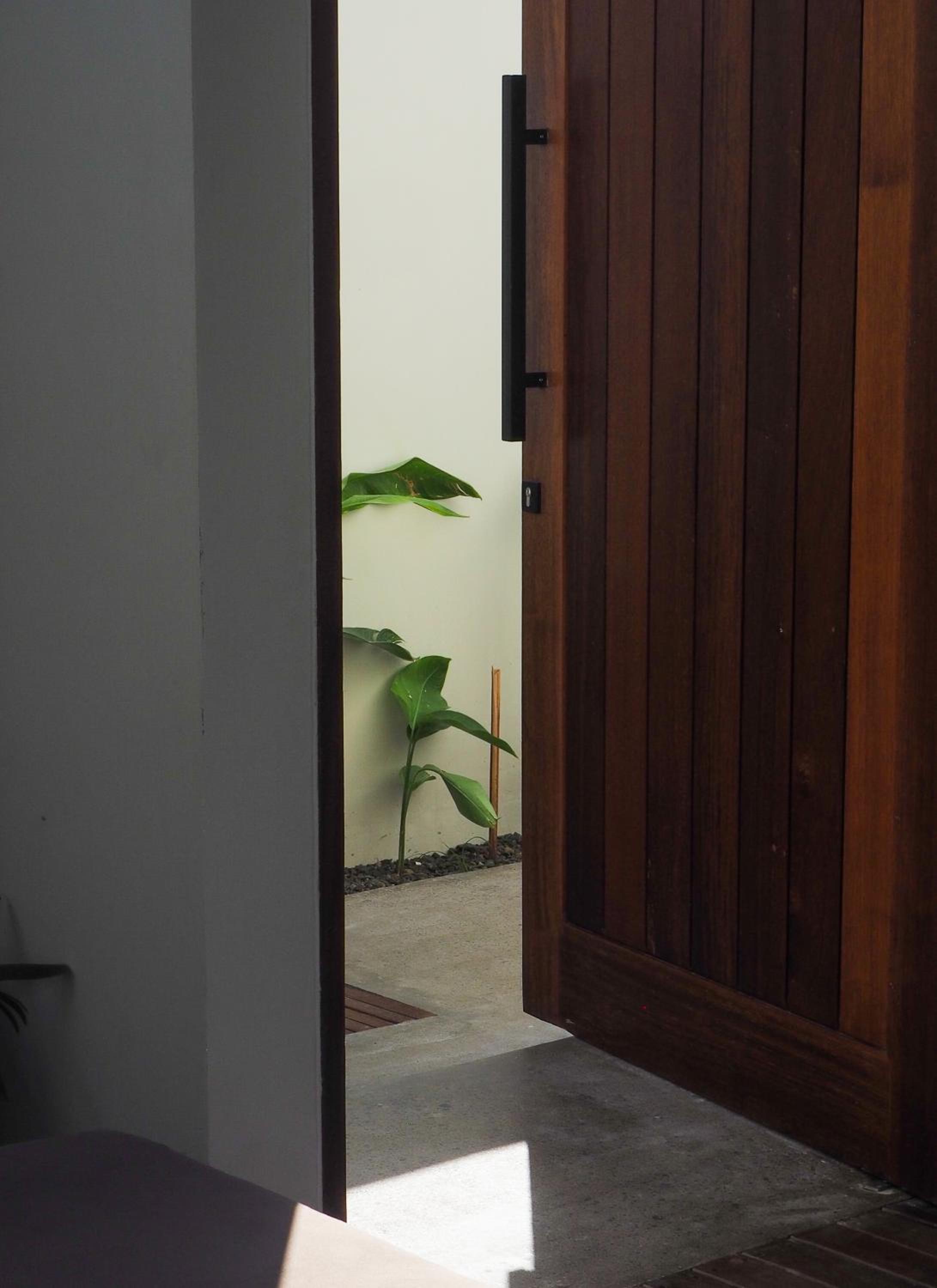 Villa with Private Pool - Photo 11