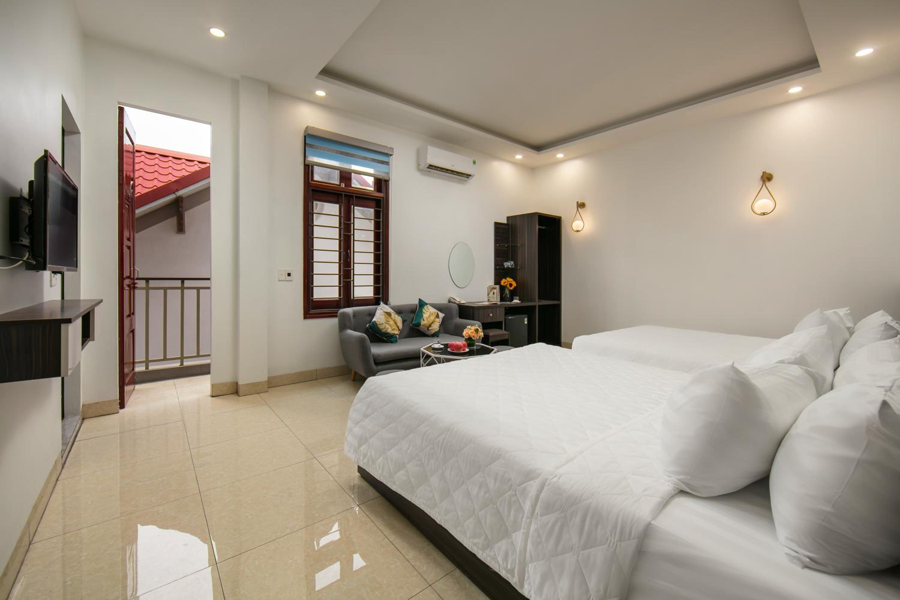 Deluxe Double or Twin Room with Balcony photo 2