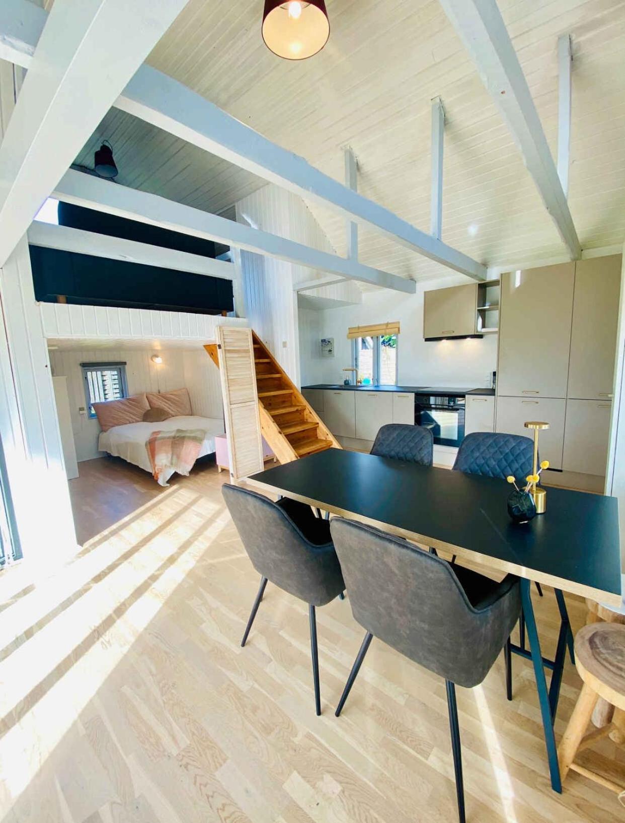 Three-Bedroom Vacation Home  photo 1