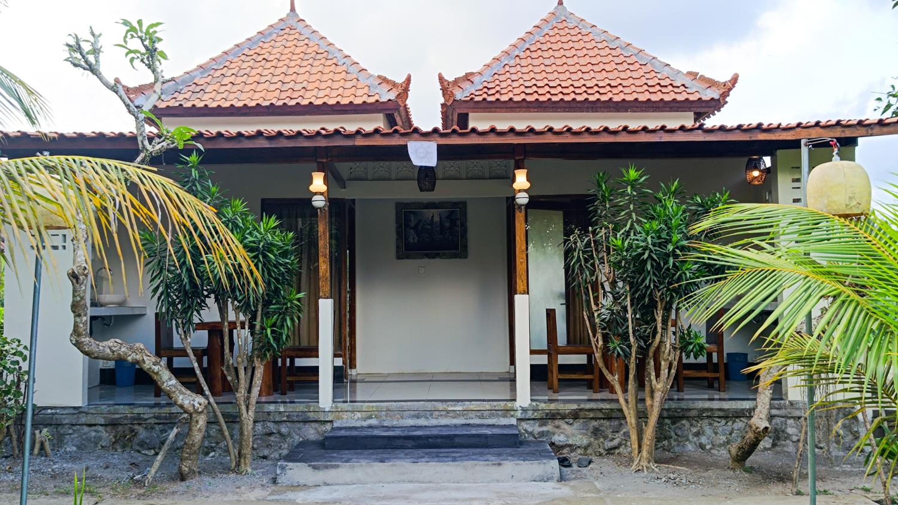 Deluxe Double Room with Balcony photo 3