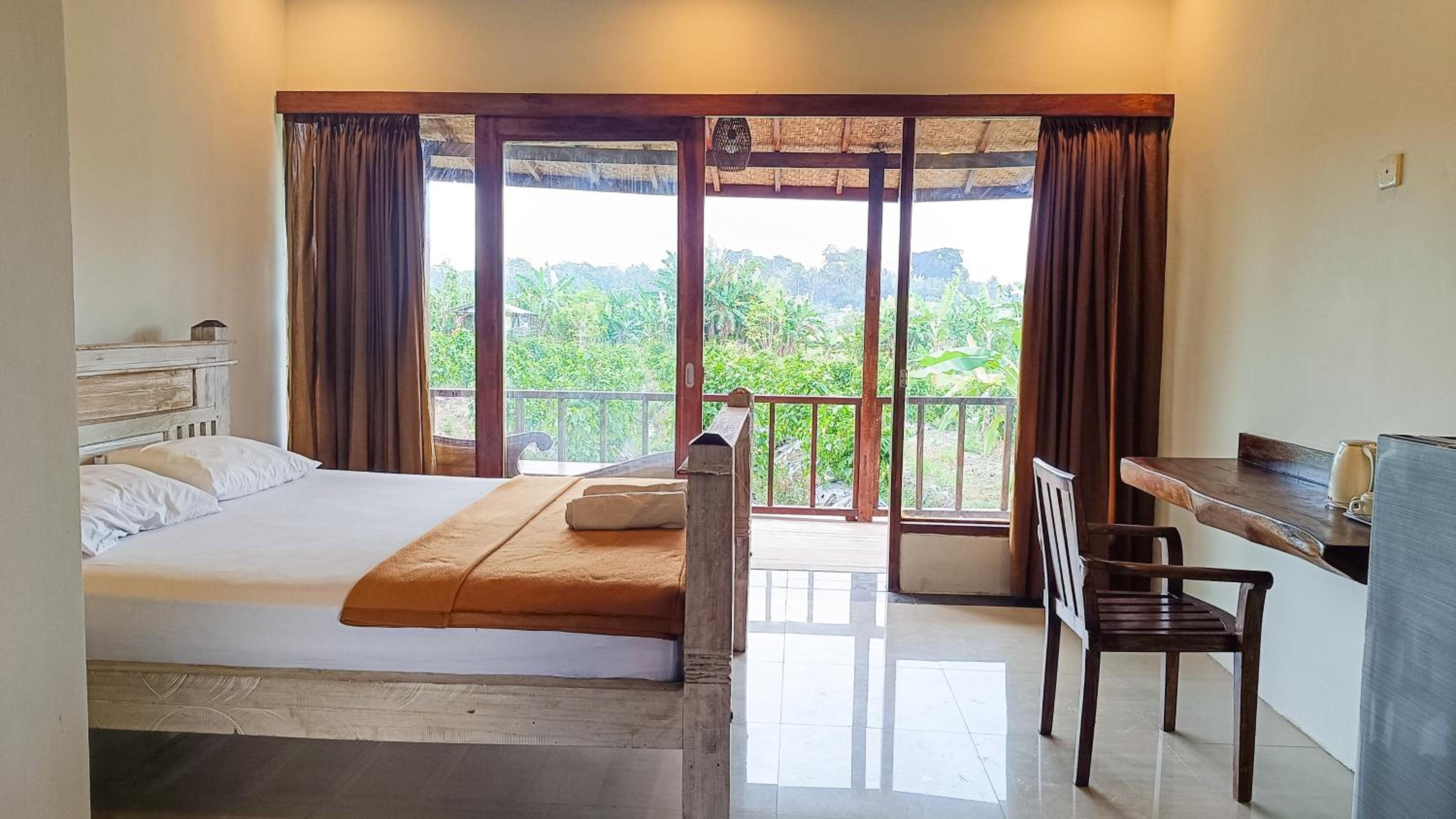 Deluxe Double Room with Balcony