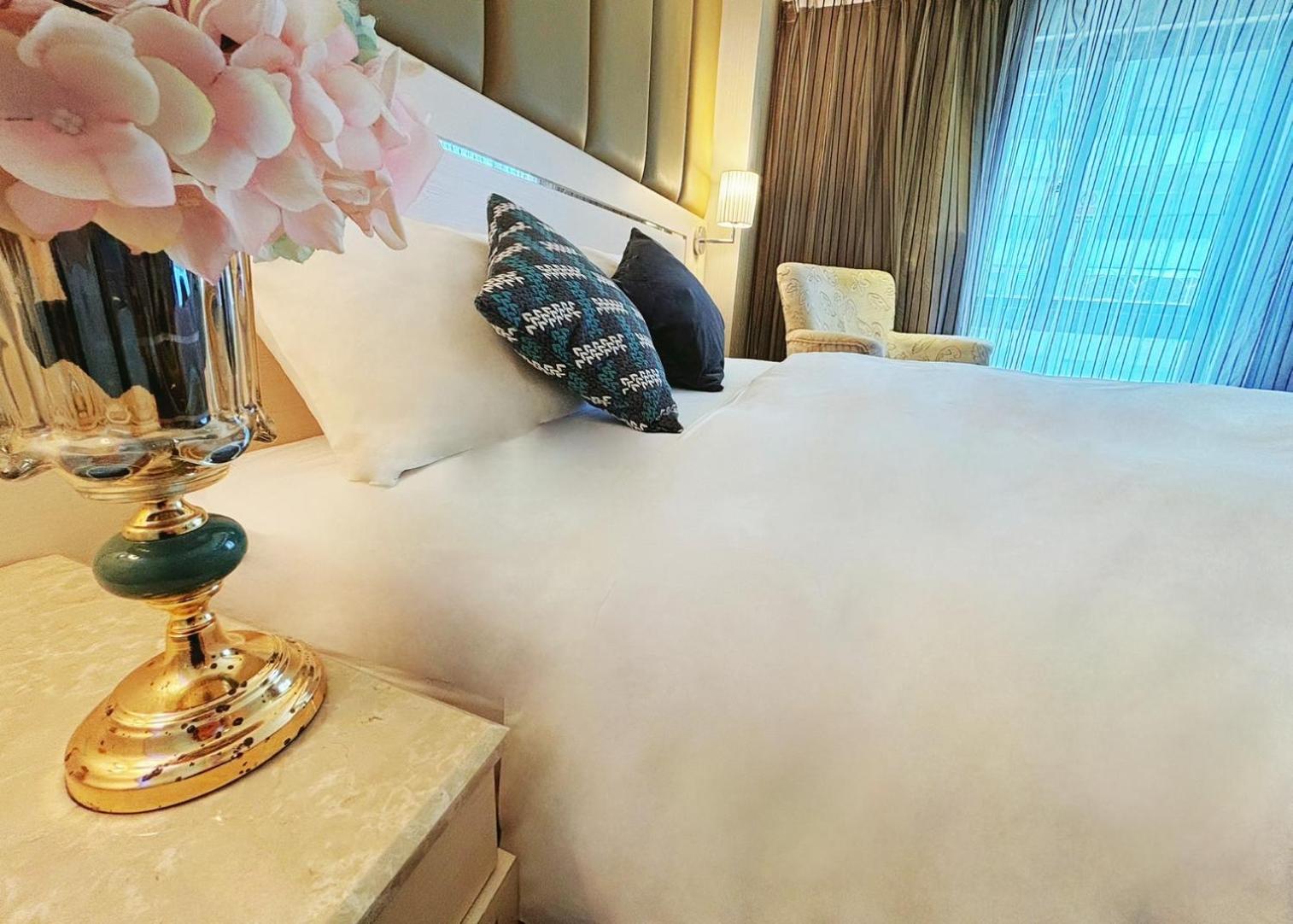 Double Room with View