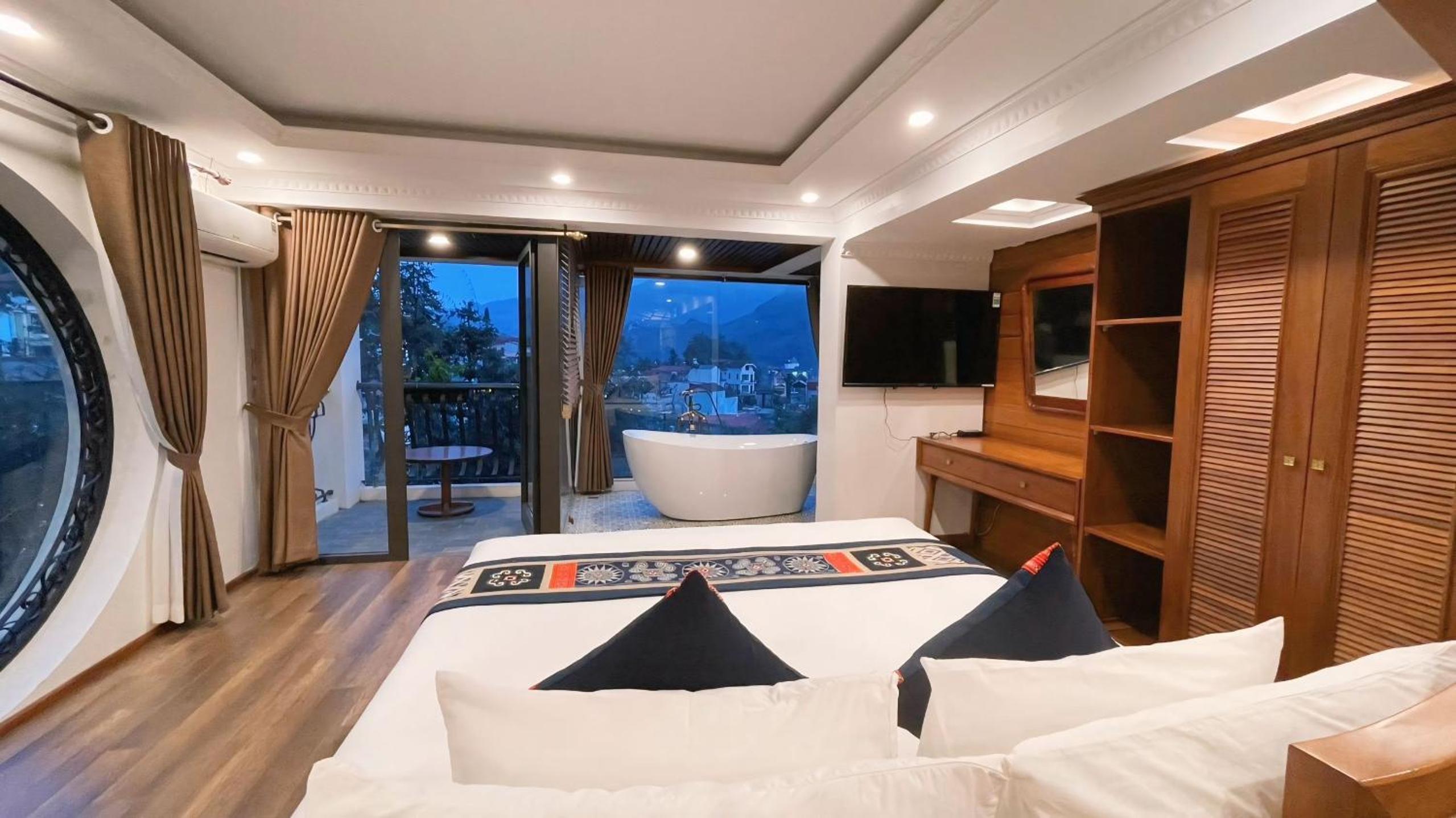 One-Bedroom Apartment - Photo 21