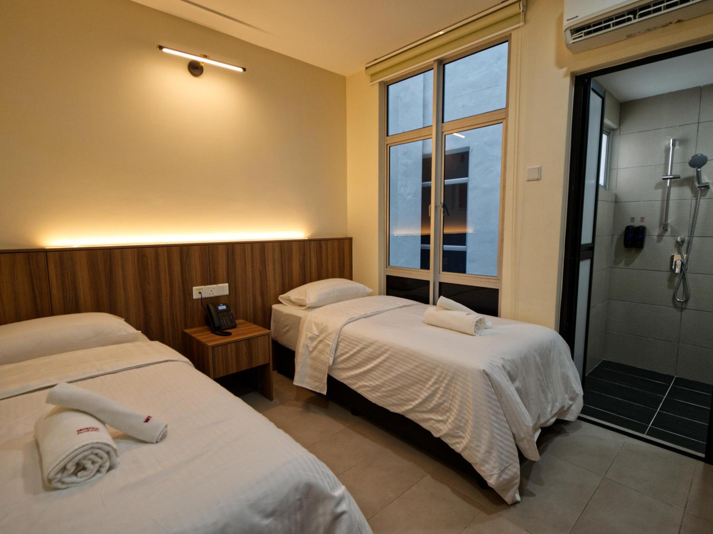 Standard Twin Room