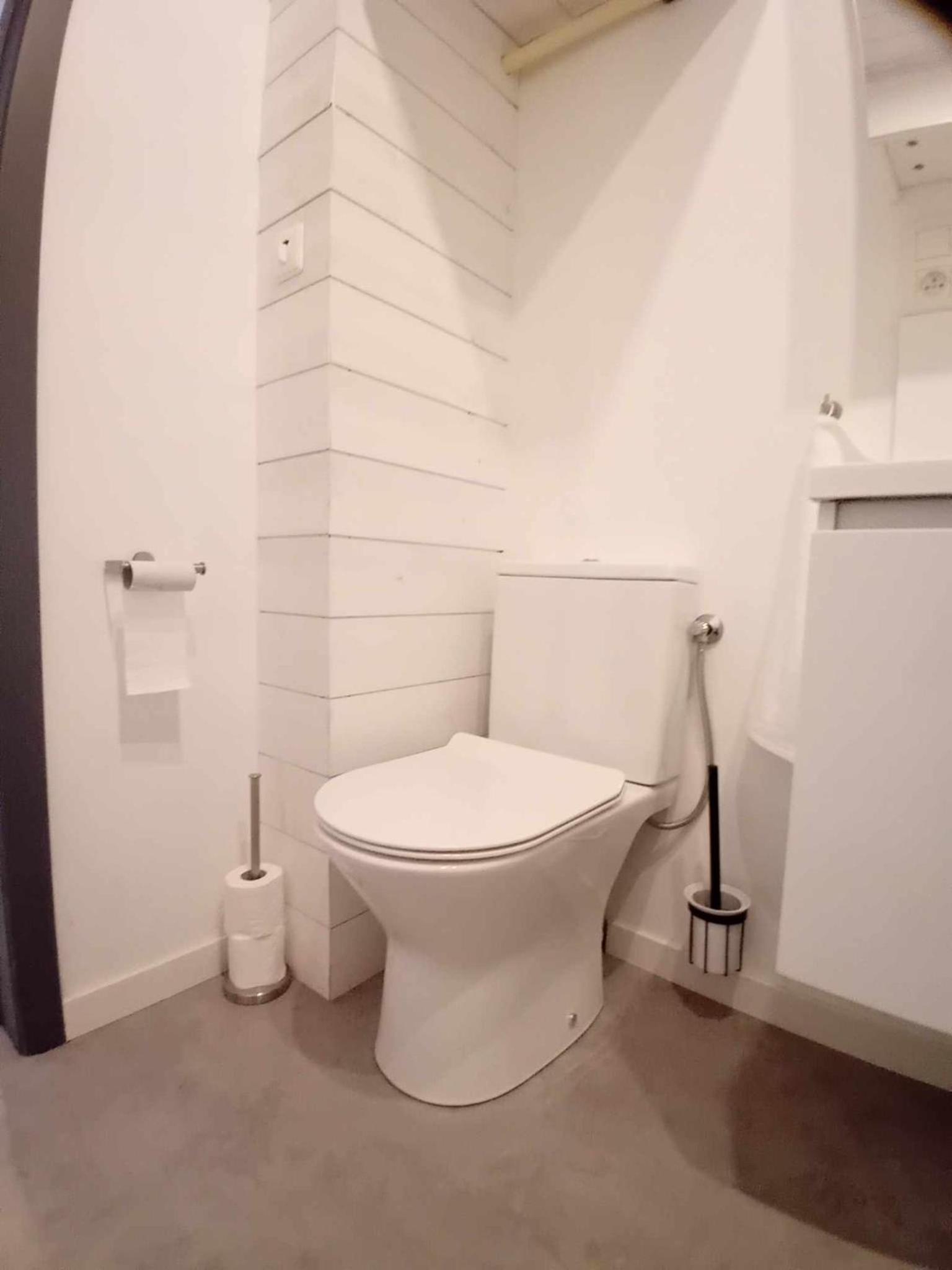 Double Room with Private Bathroom photo 3
