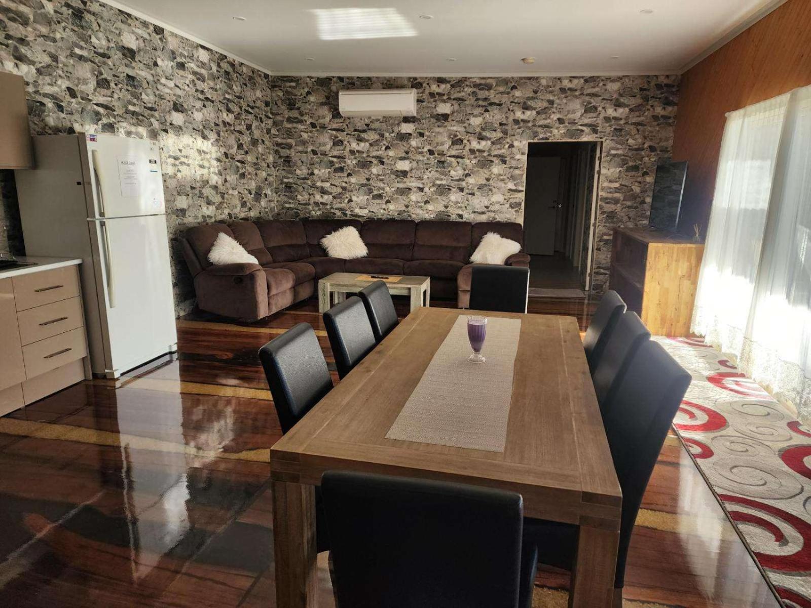 Three-Bedroom House photo 1