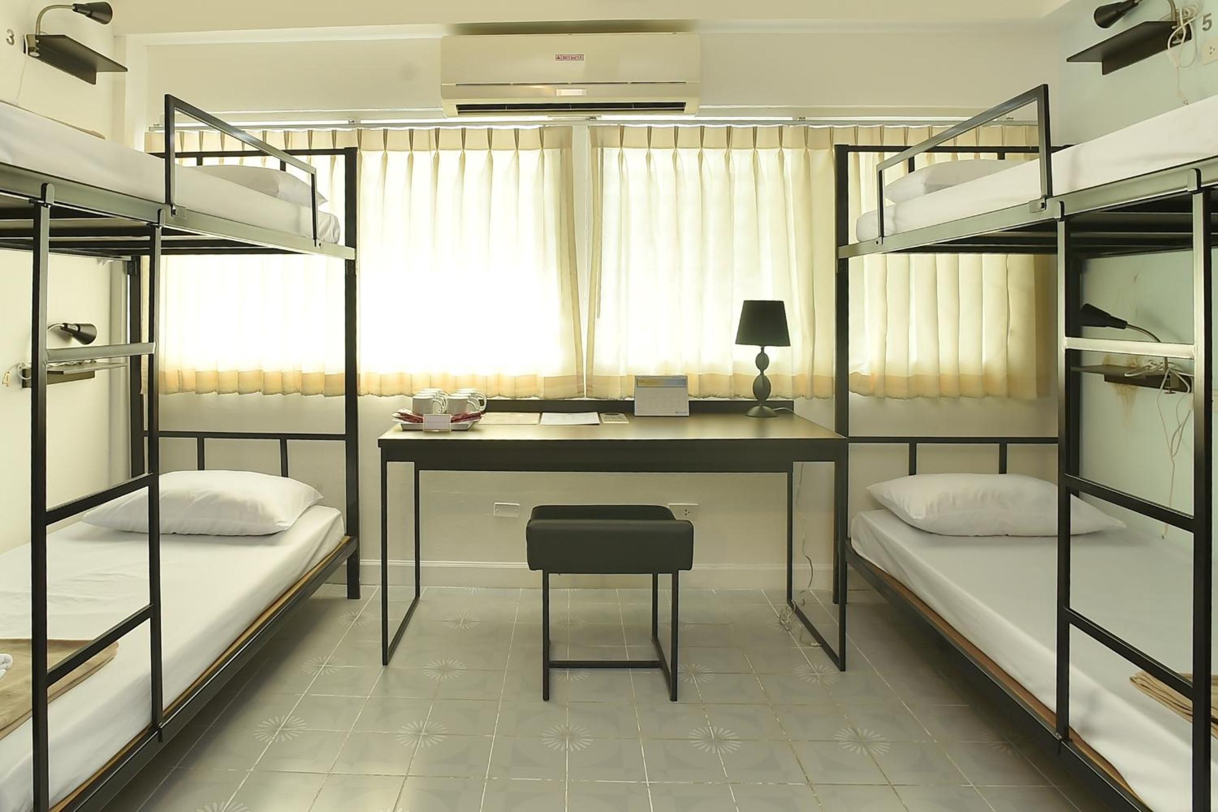 Quadruple Room with Bathroom photo 3