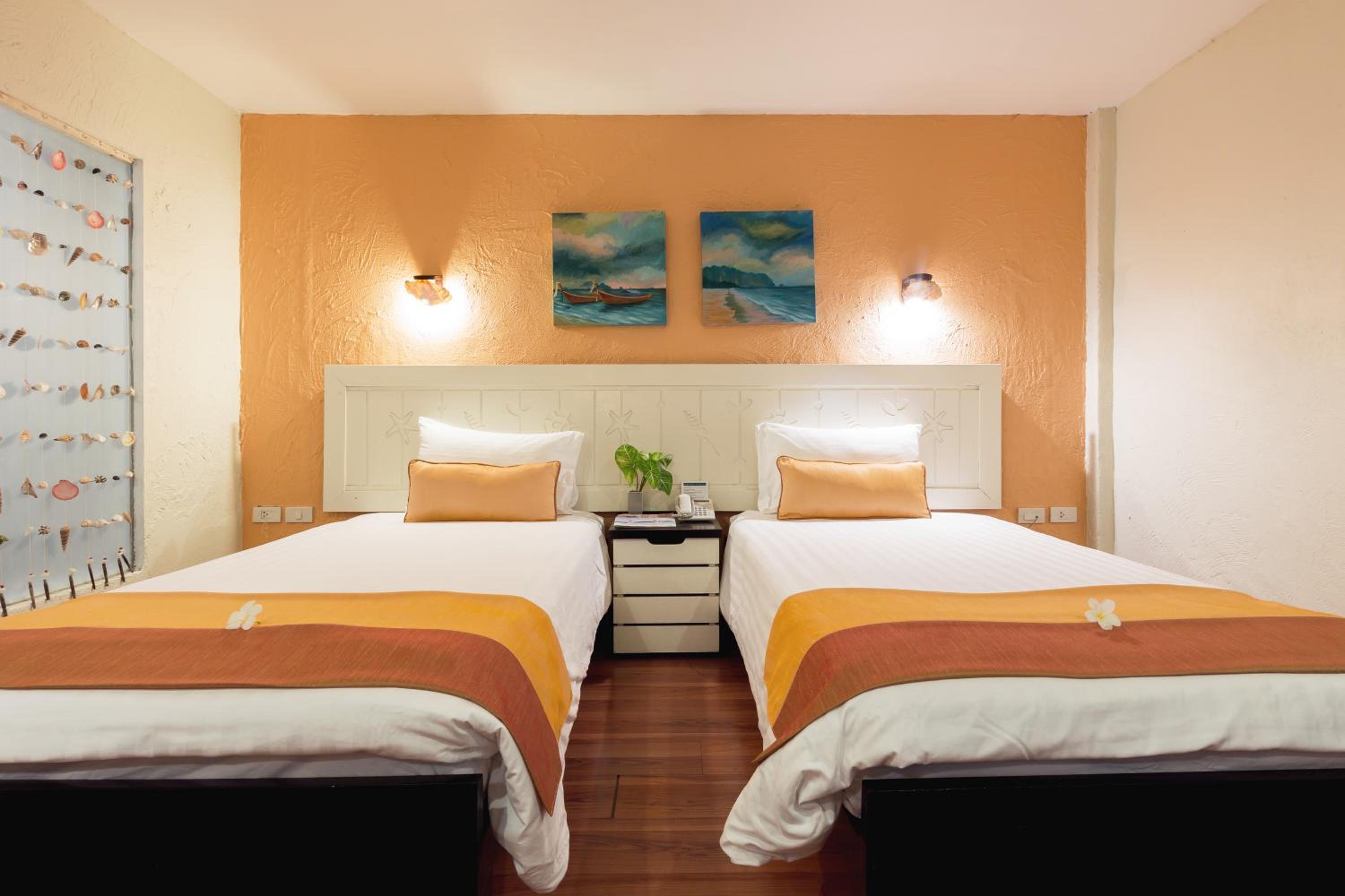 Deluxe Double or Twin Room