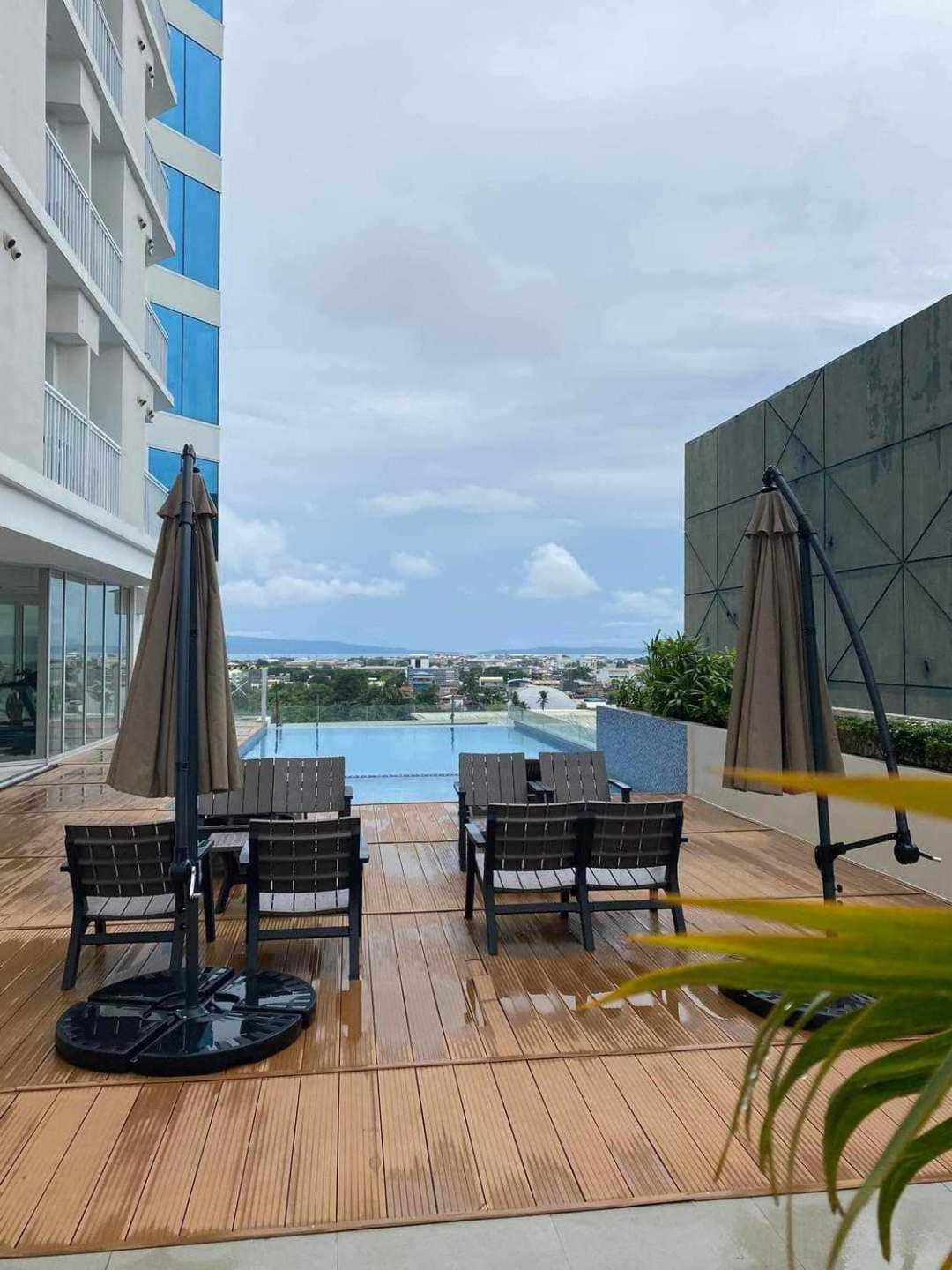 Studio with Pool View photo 3