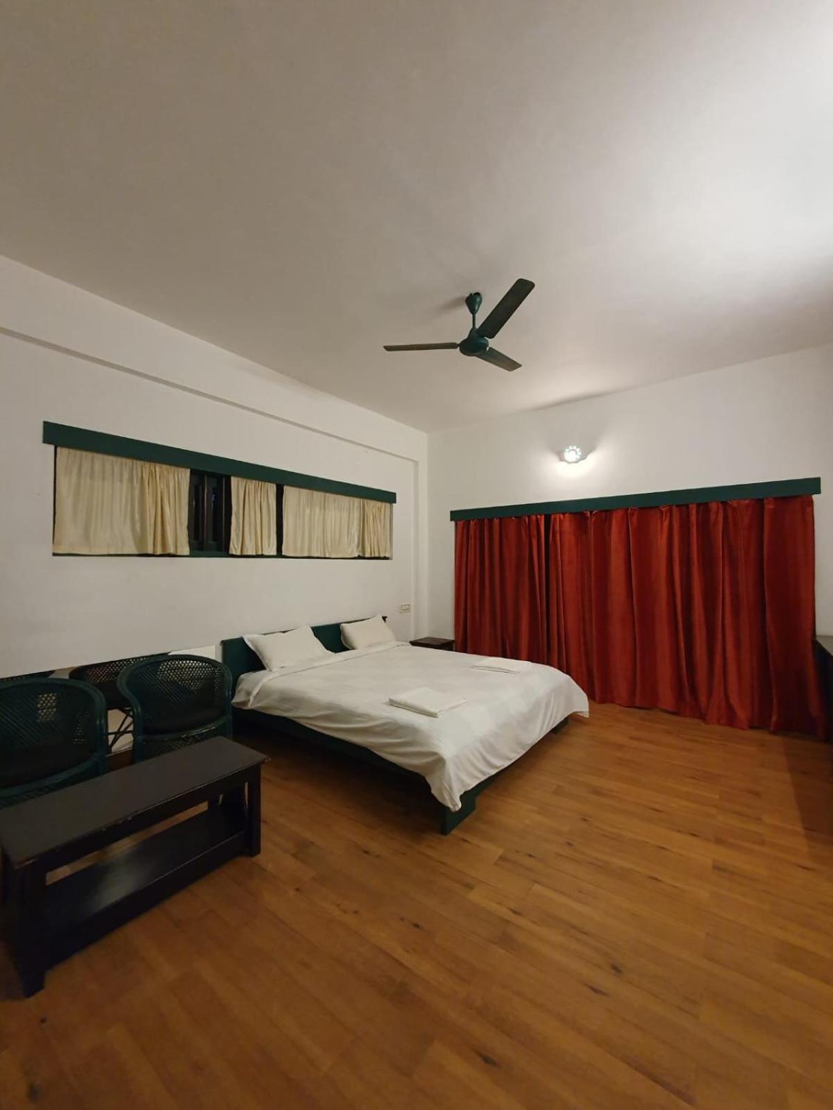 King Suite With Balcony
