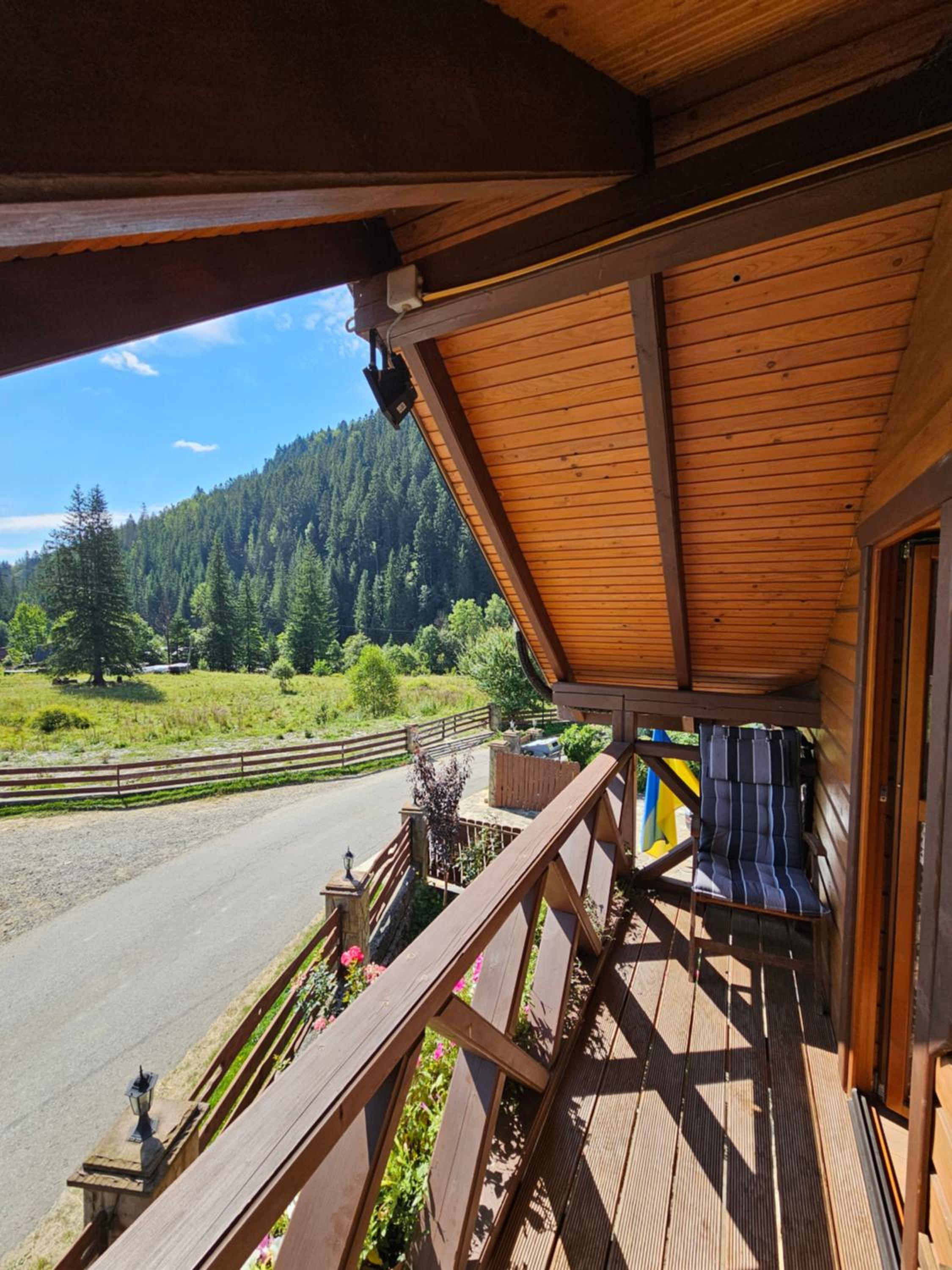 Deluxe Double Room with Balcony photo 2