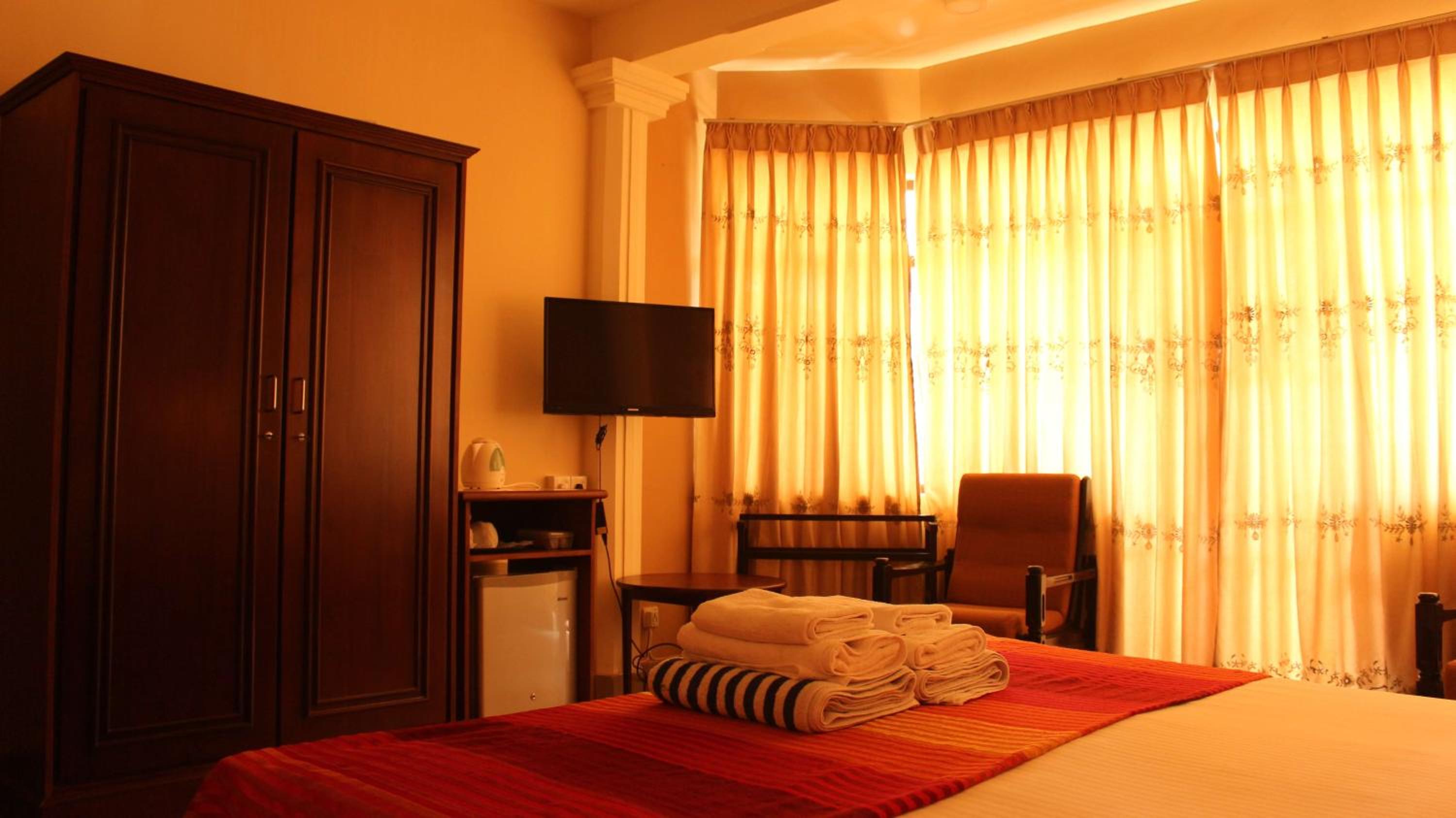 Deluxe Double Room with Balcony and Sea View photo 3