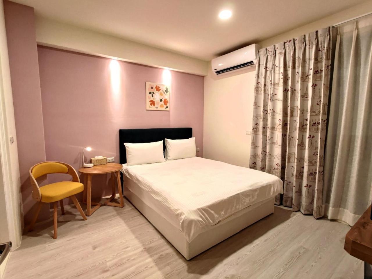 Double Room with Private Bathroom photo 2