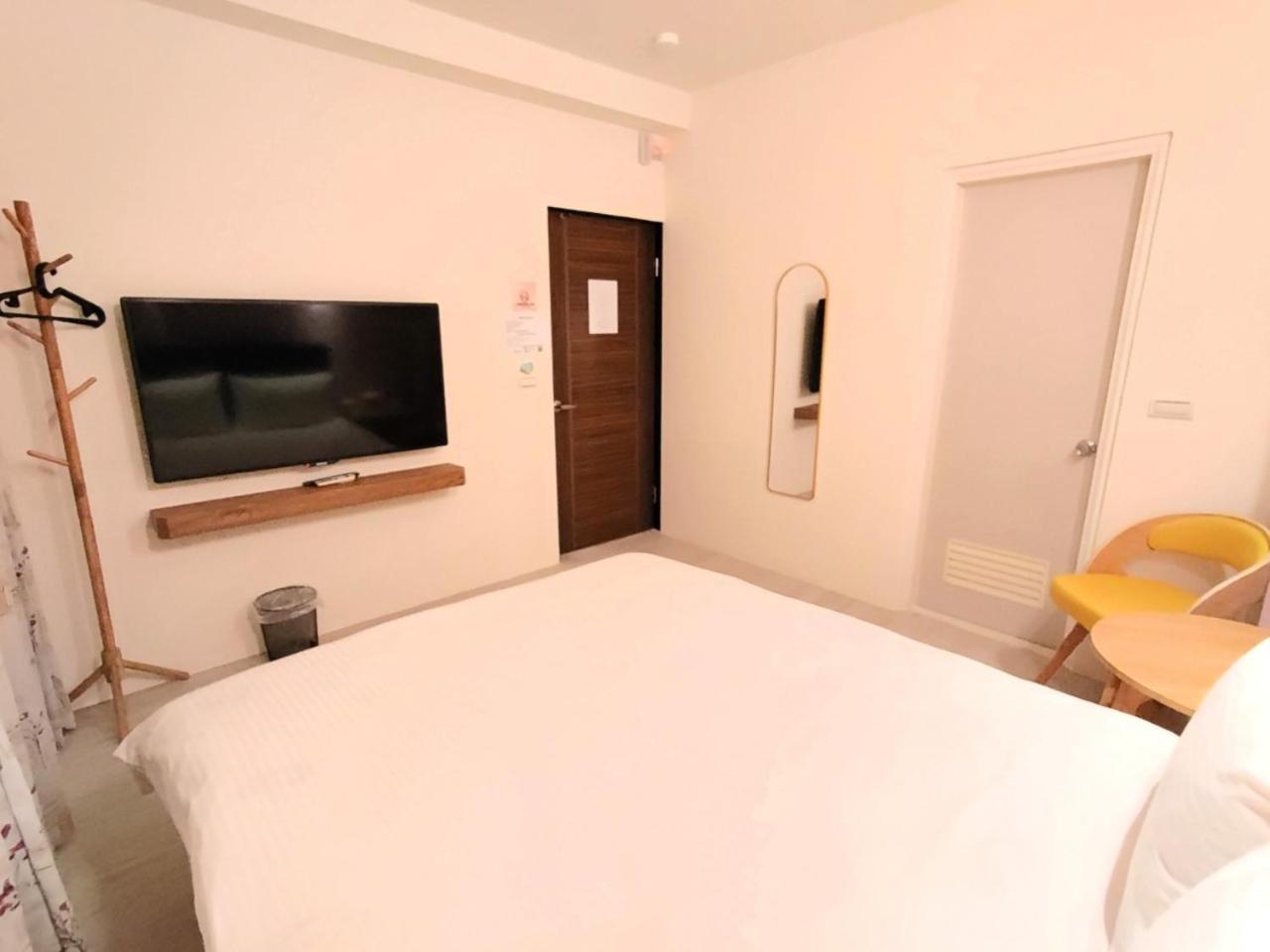 Double Room with Private Bathroom photo 3