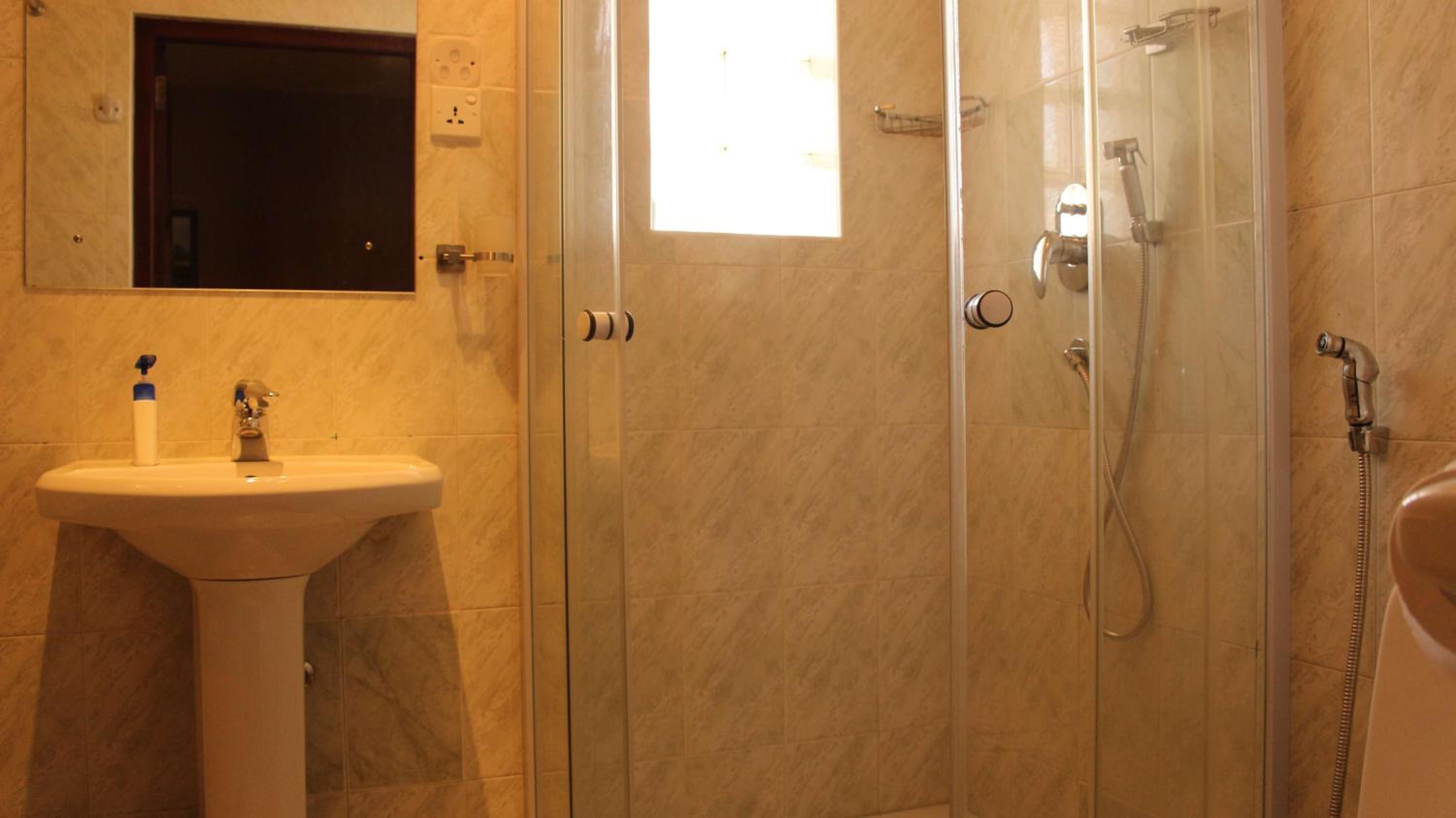 Deluxe Double or Twin Room photo 2