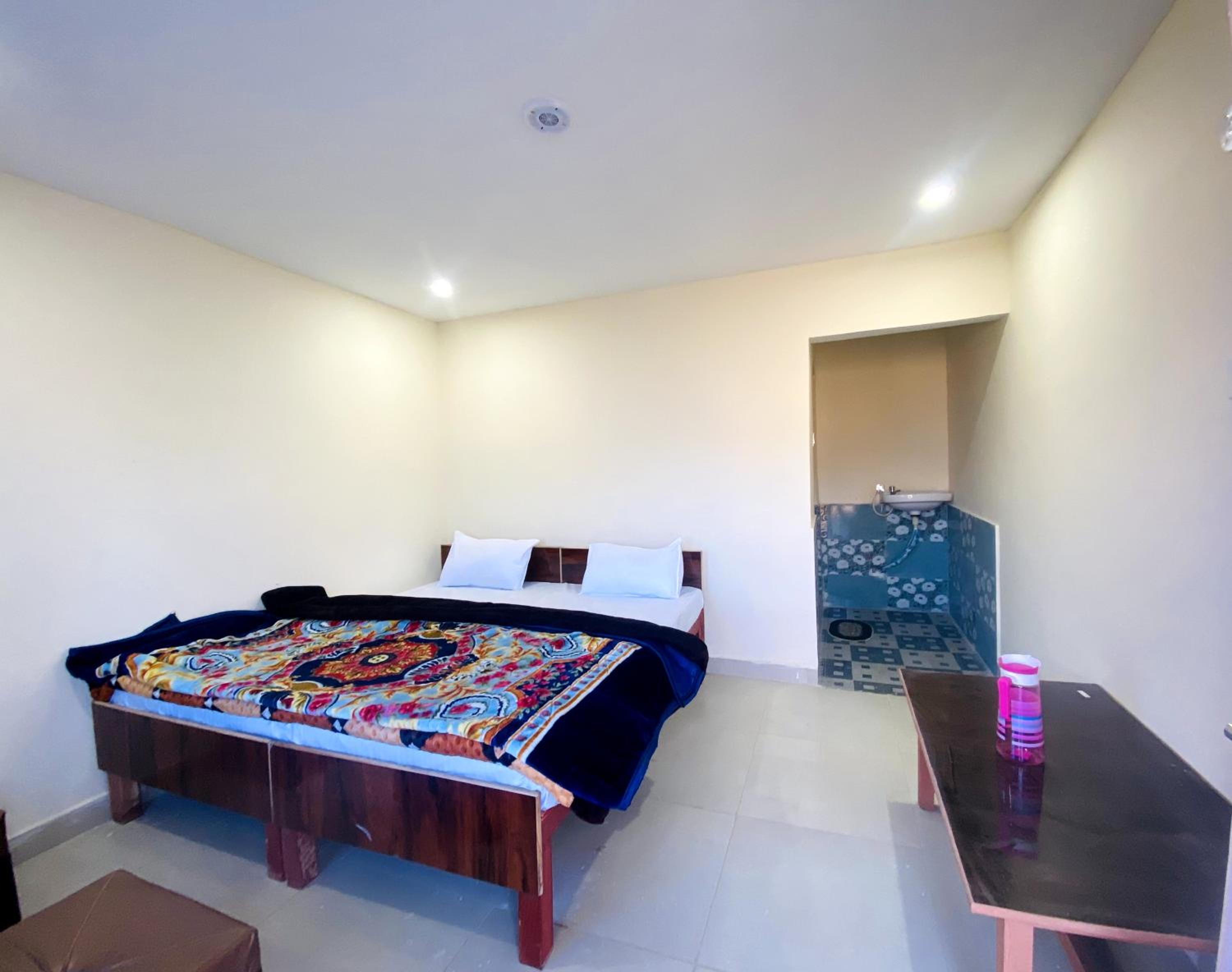 One-Bedroom House photo 1