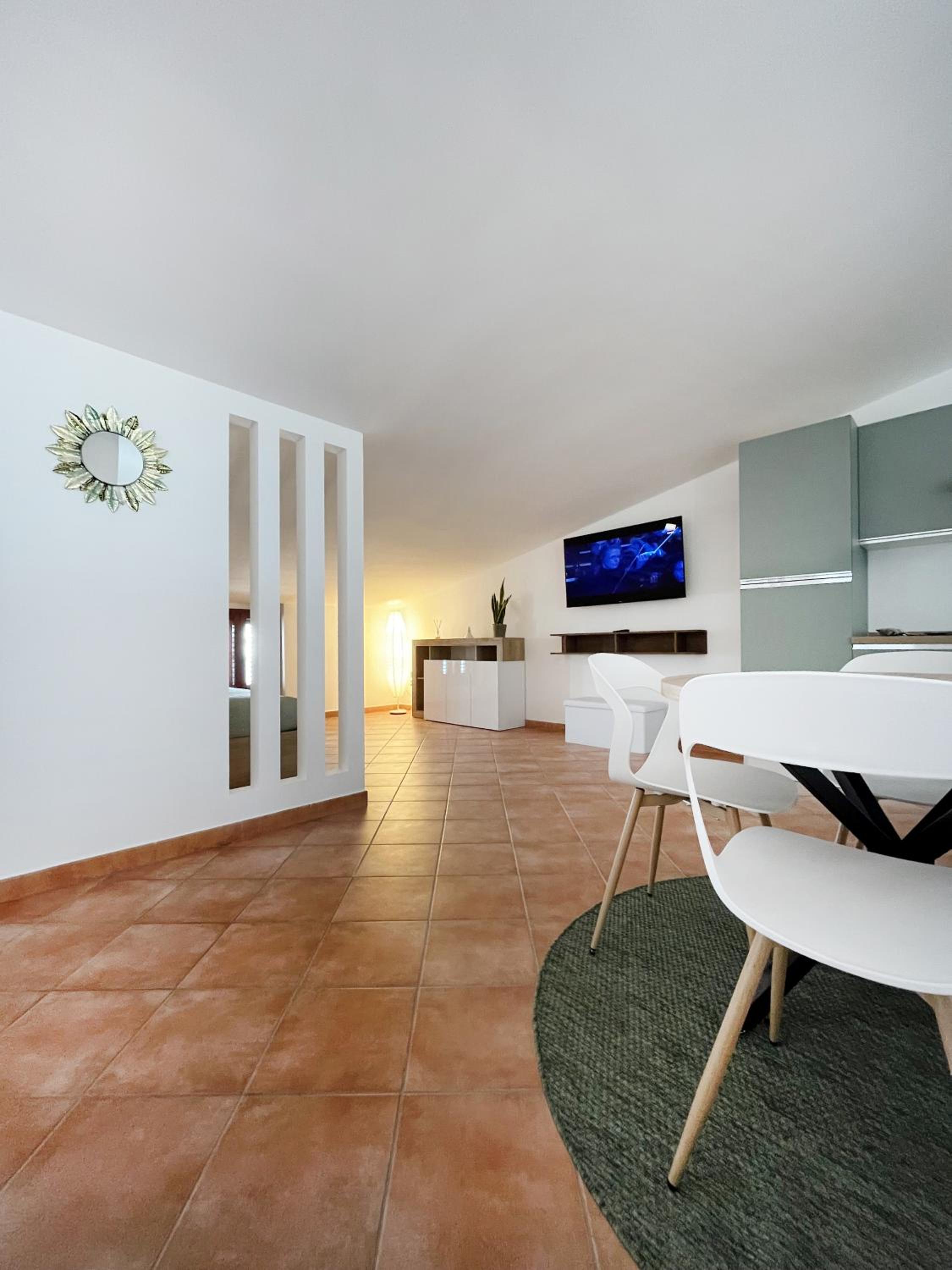 One-Bedroom House photo 1