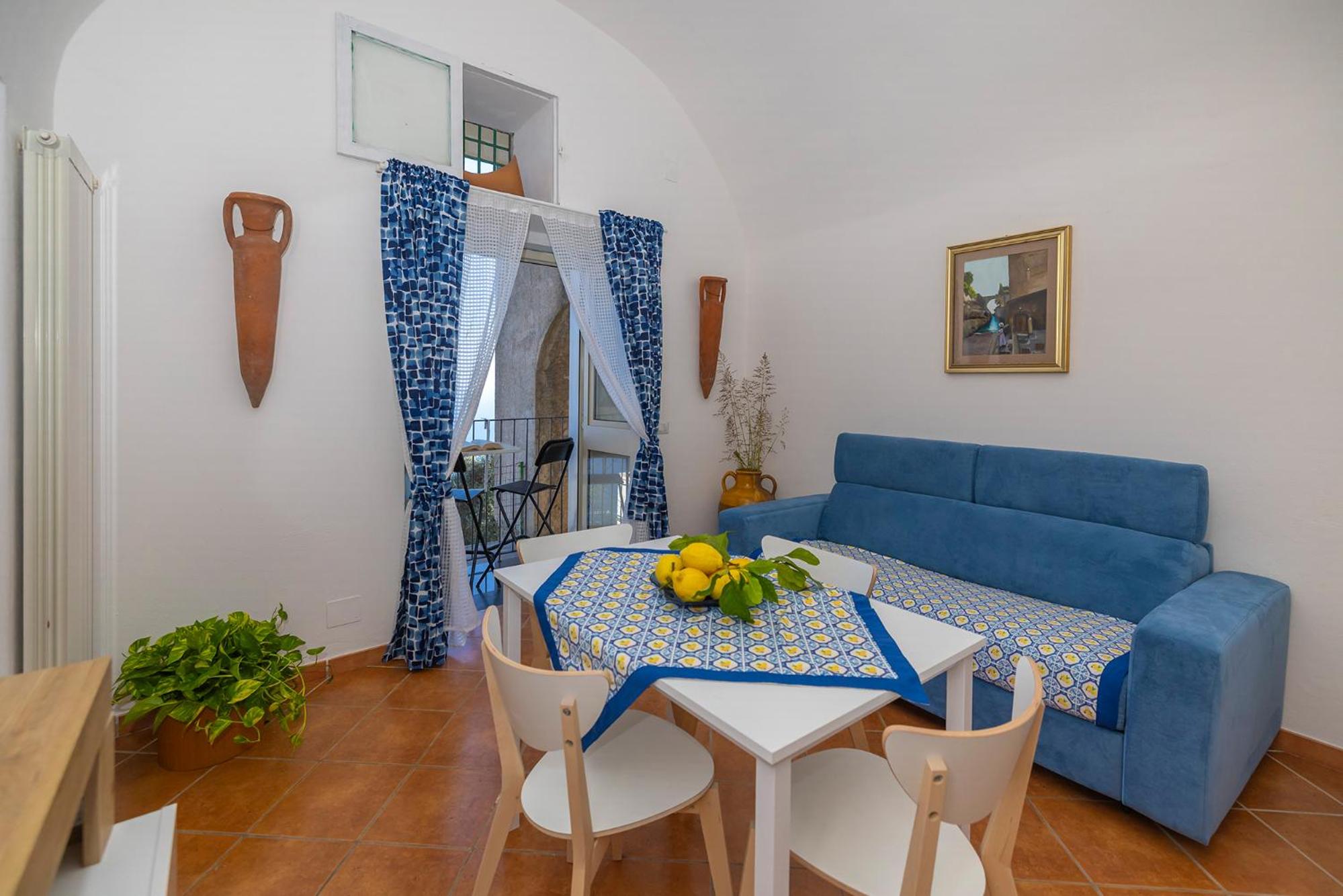 Apartment with Sea View photo 2