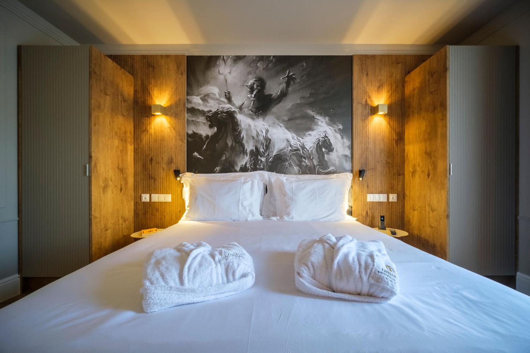 Deluxe Double Room - Photo 7
