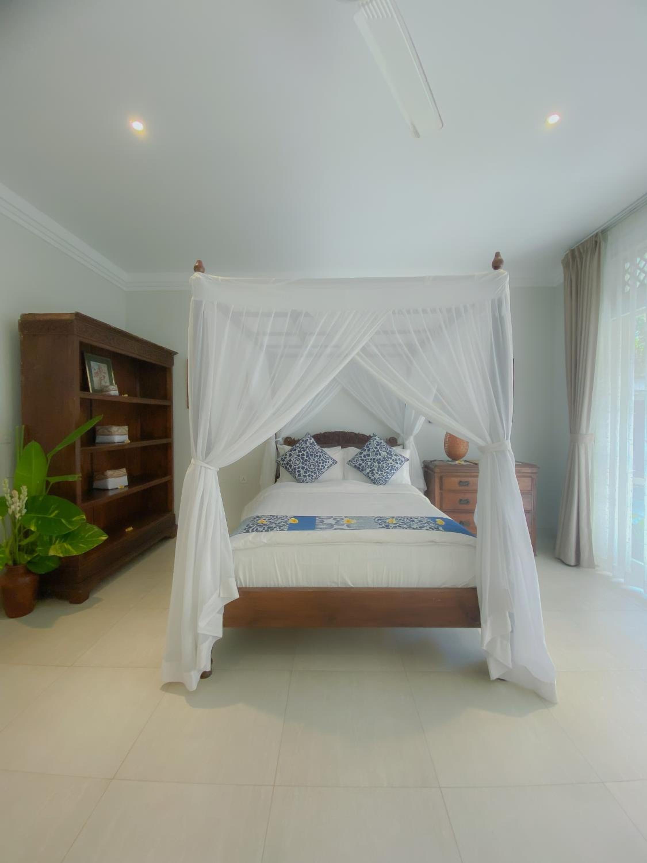 Double Room - Photo 18