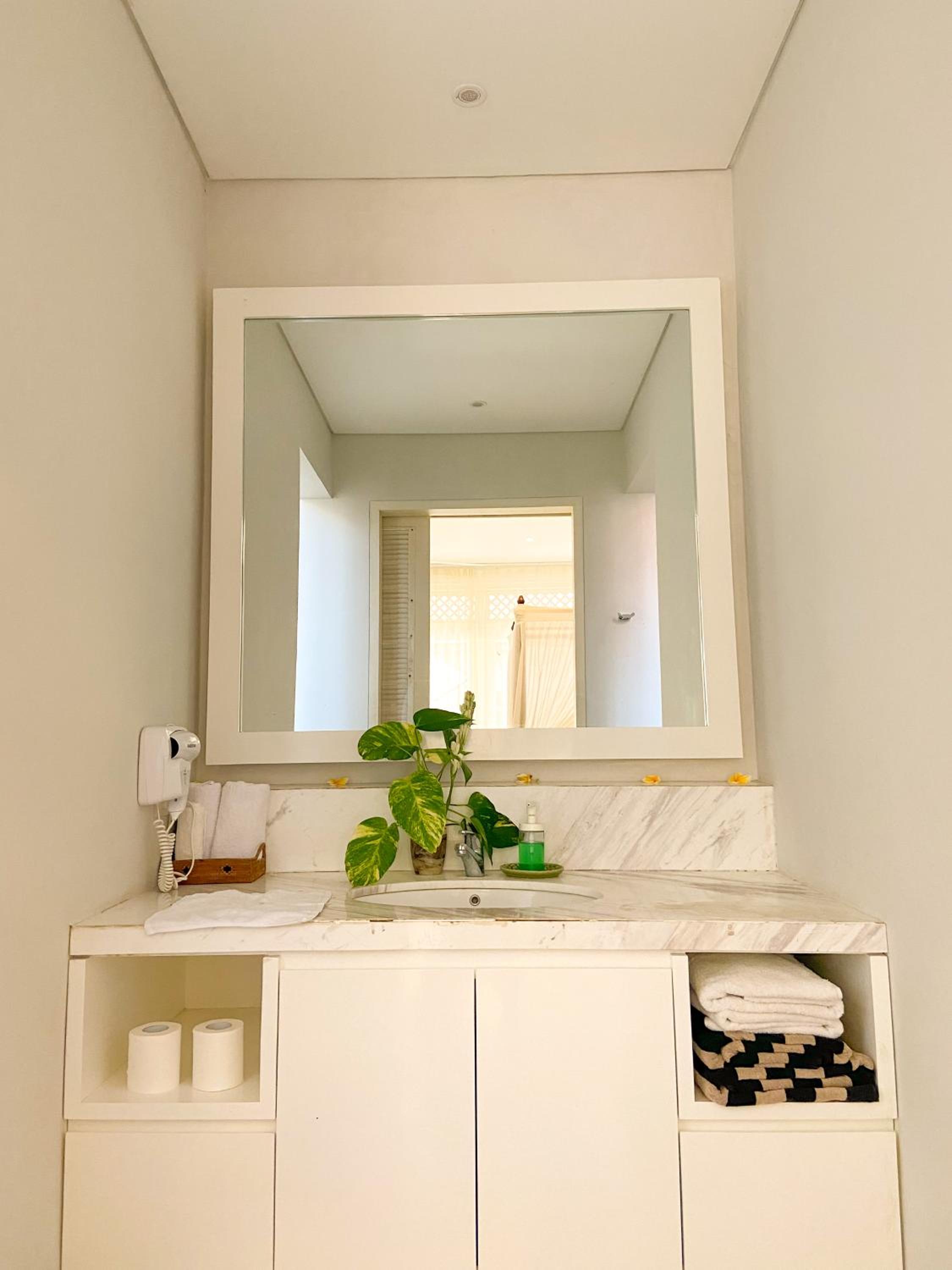 Double Room - Photo 17