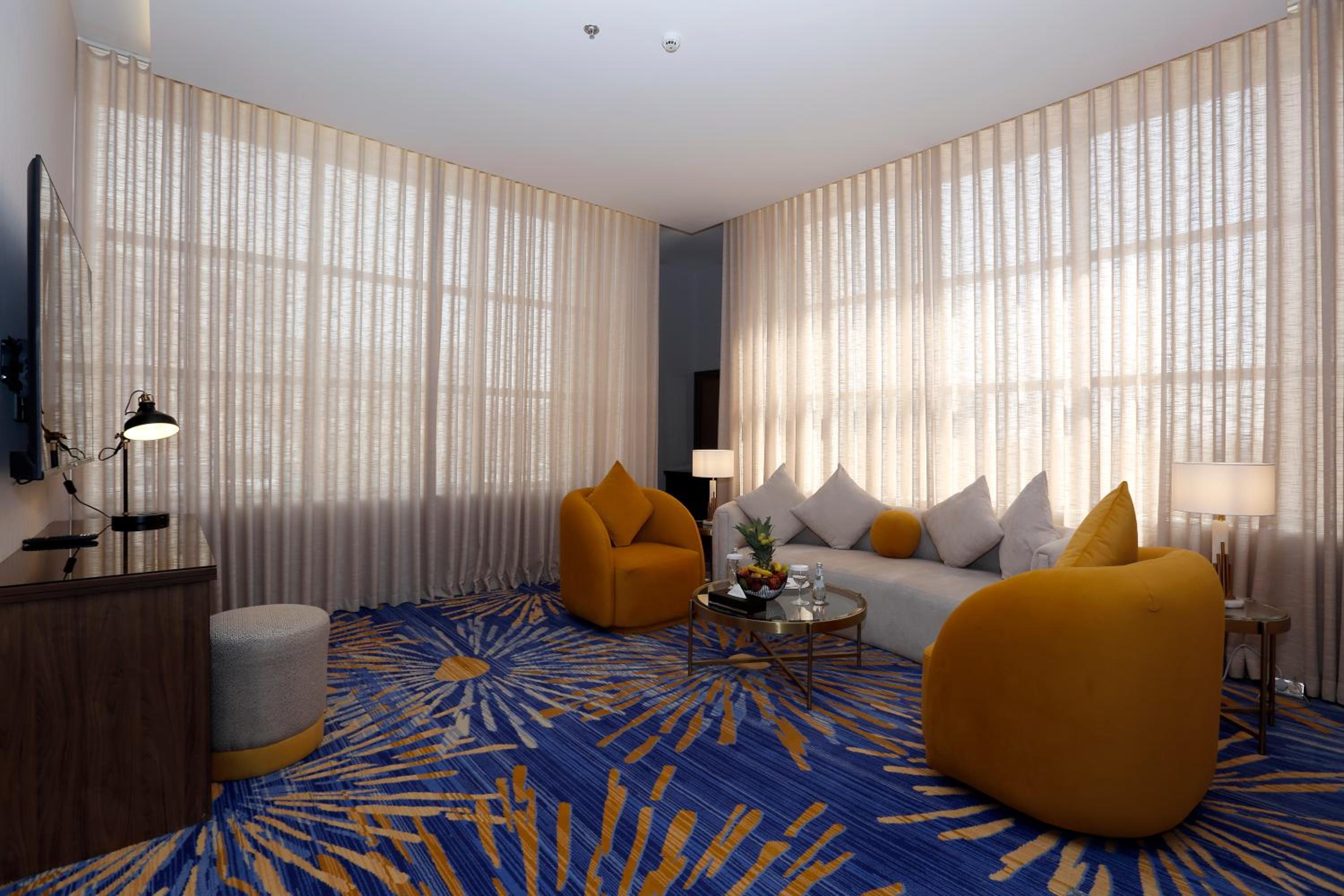 Deluxe Suite