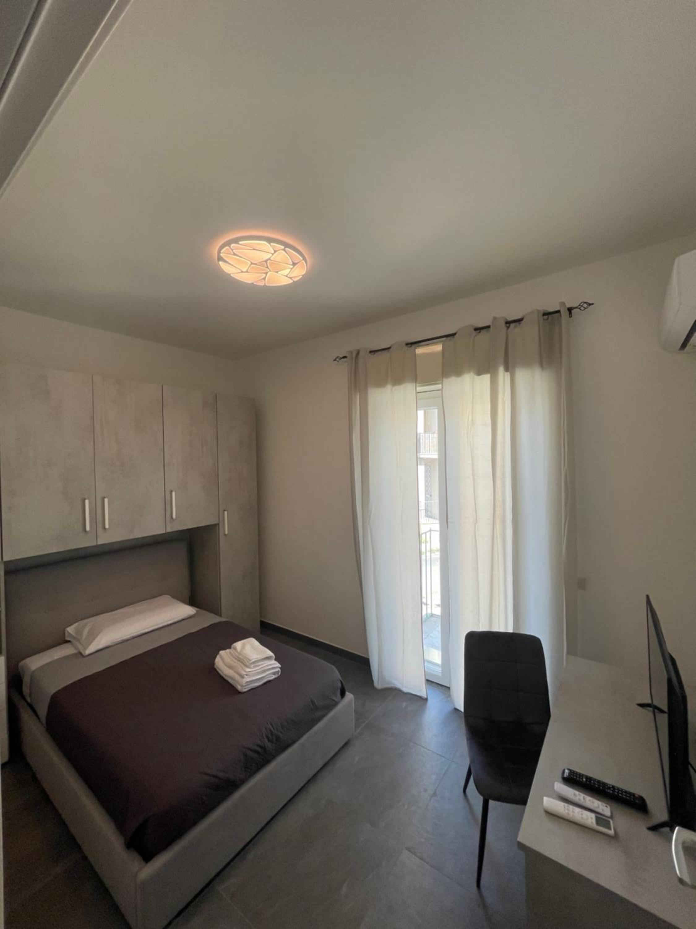 Single Room With Private External Bathroom photo 1