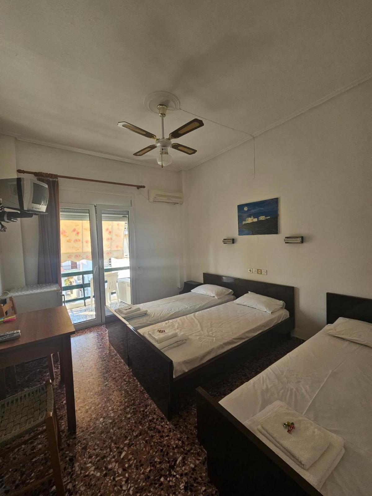 Triple Room With Private Bathroom