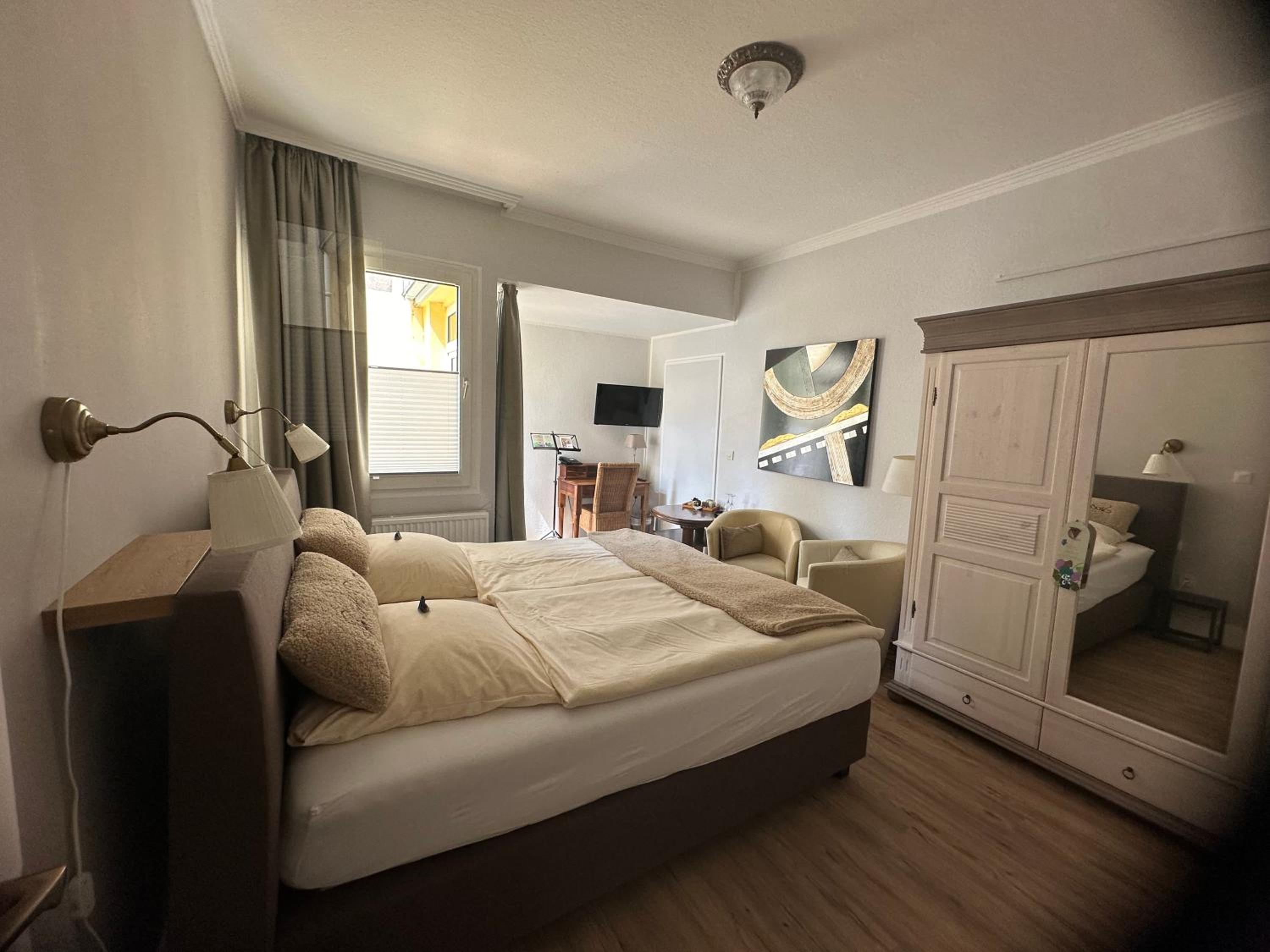 Double Room with Balcony photo 2