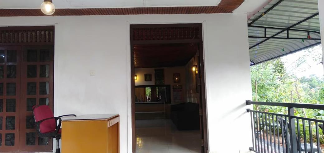 Three-Bedroom Villa photo 2