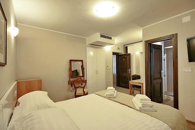 Standard Double Room - Annex building - Photo 2