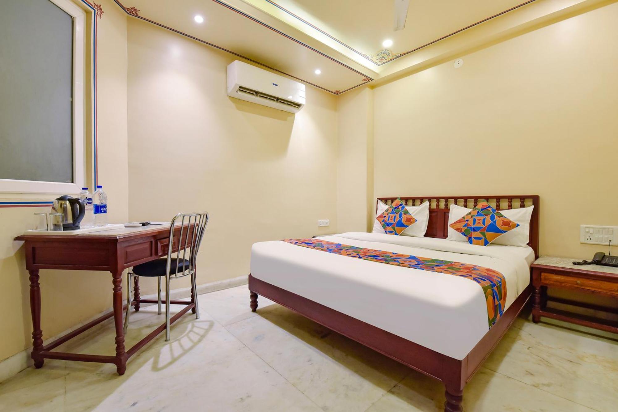 Deluxe Room - Photo 4