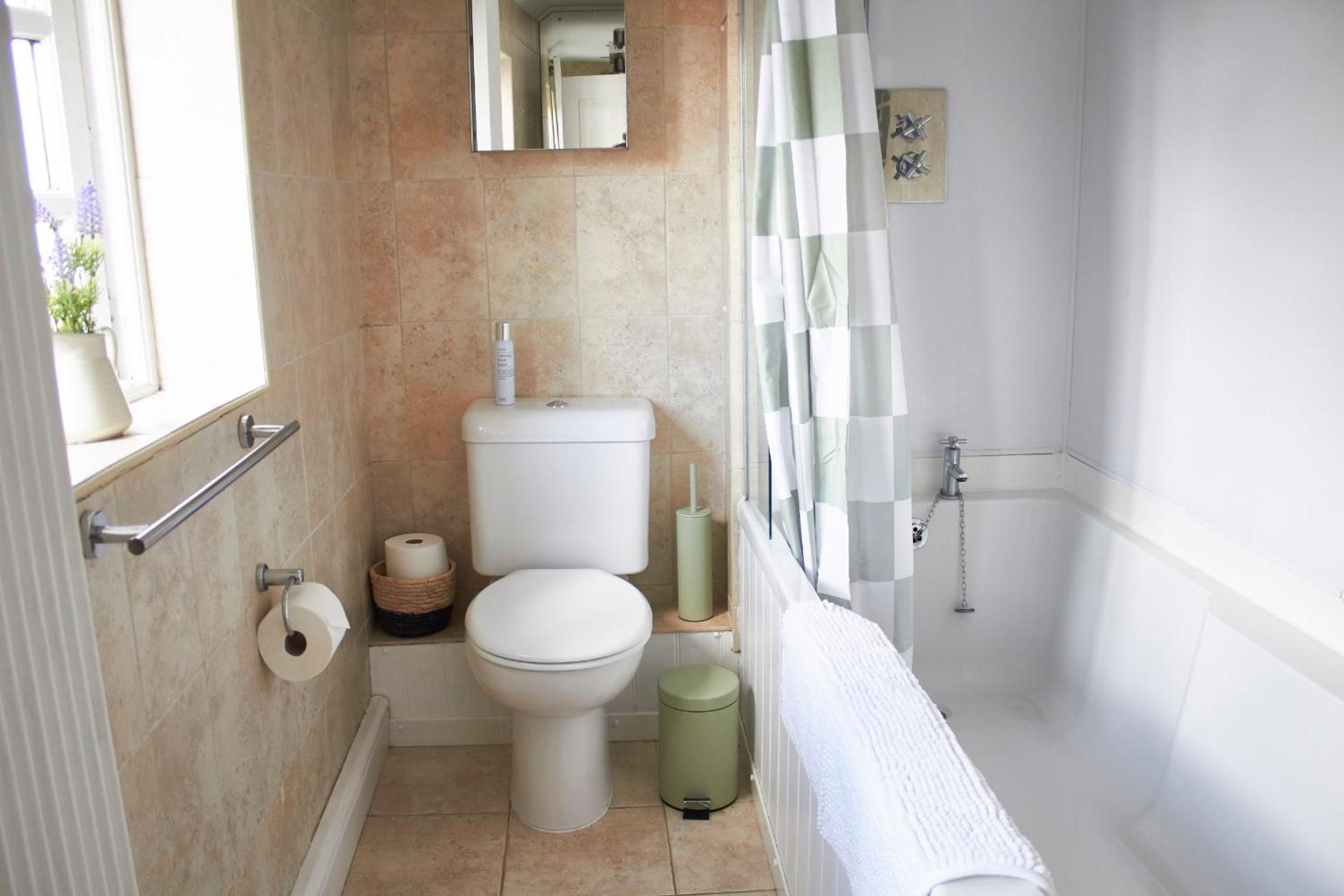 One-Bedroom House photo 2